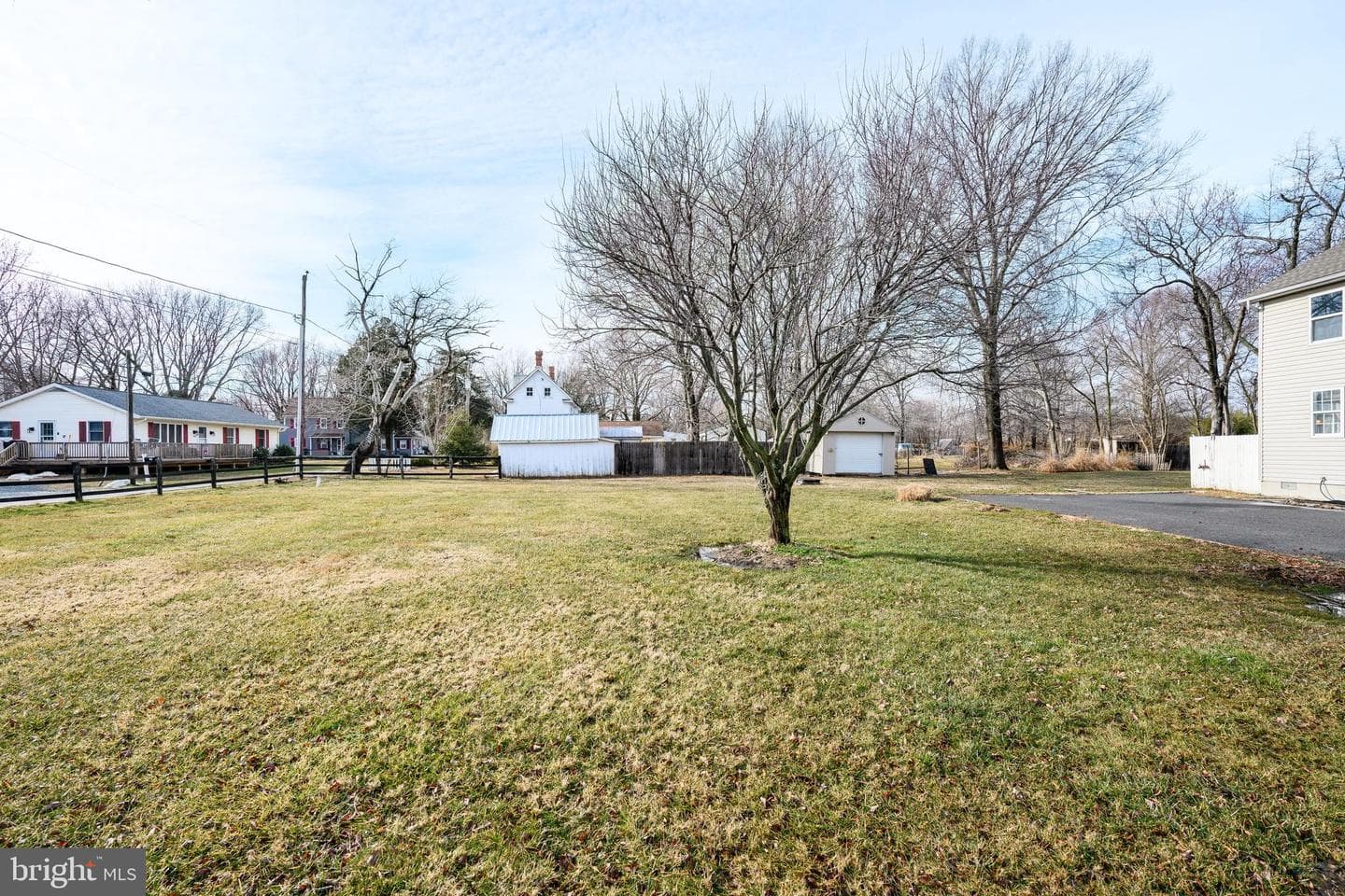 1150 Little Creek Road photo 6