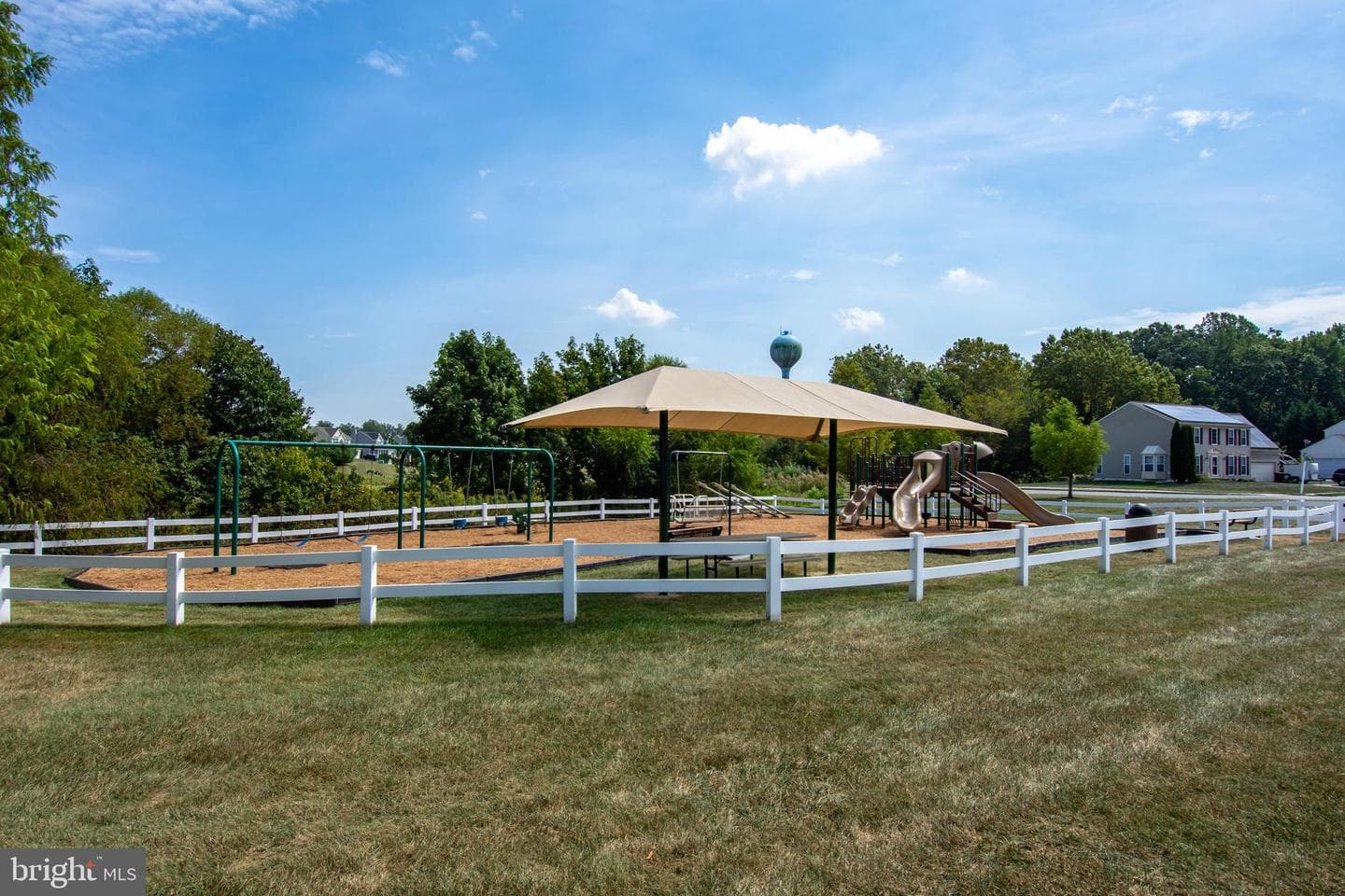 126 Meadowcroft Drive photo 38