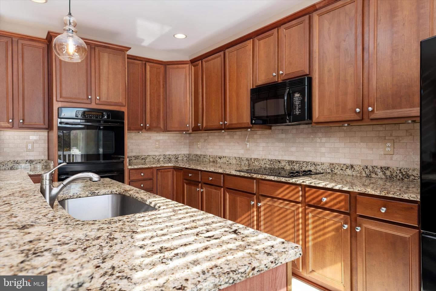 111 Keenan Way photo 17