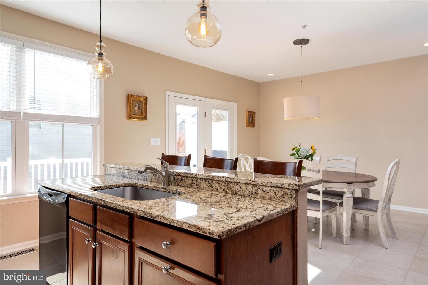 111 Keenan Way photo 18