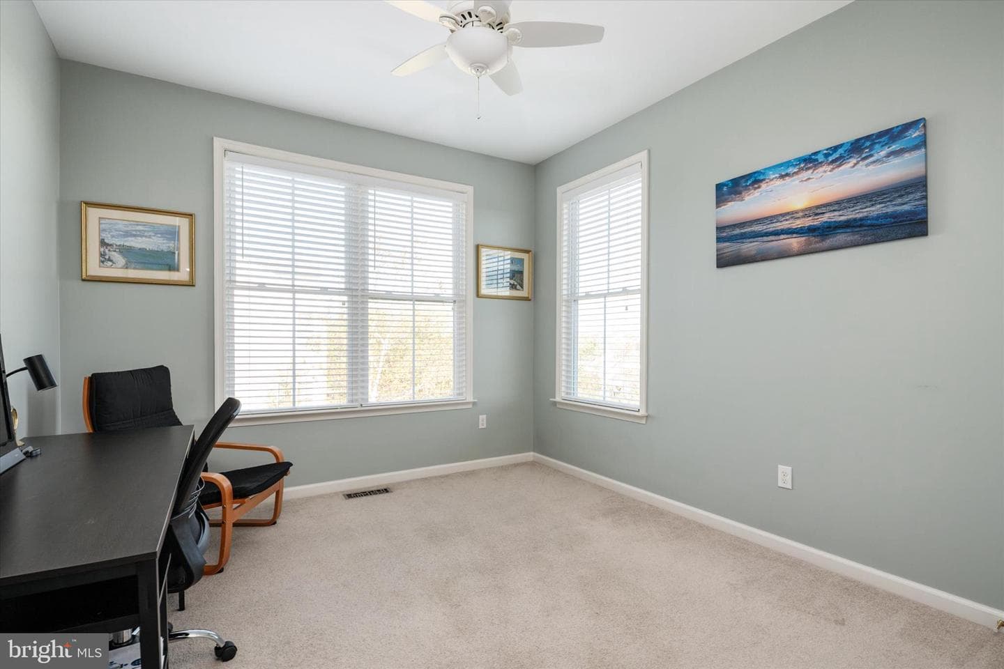 111 Keenan Way photo 32