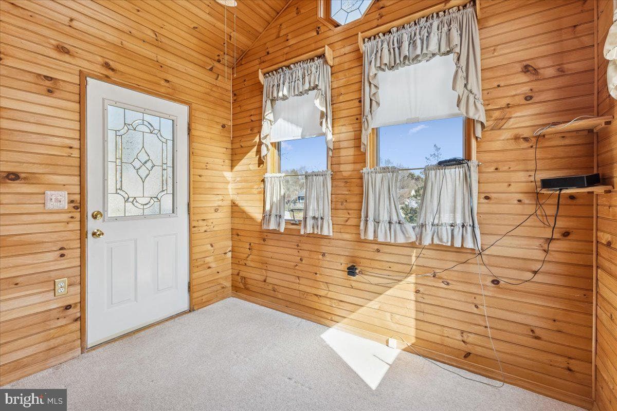 117 Bay Dr photo 5