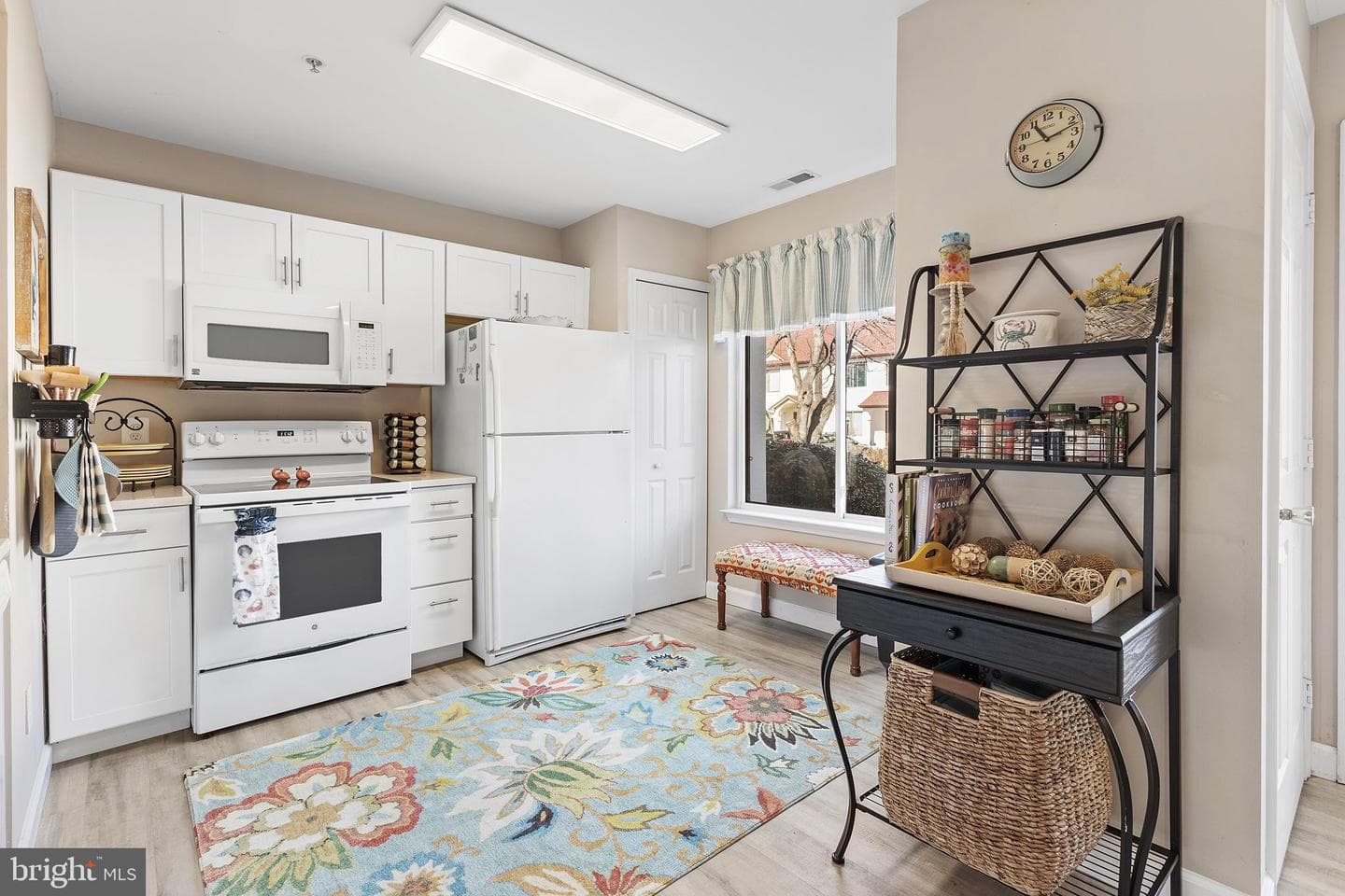 54 Queen Caroline Court photo 10