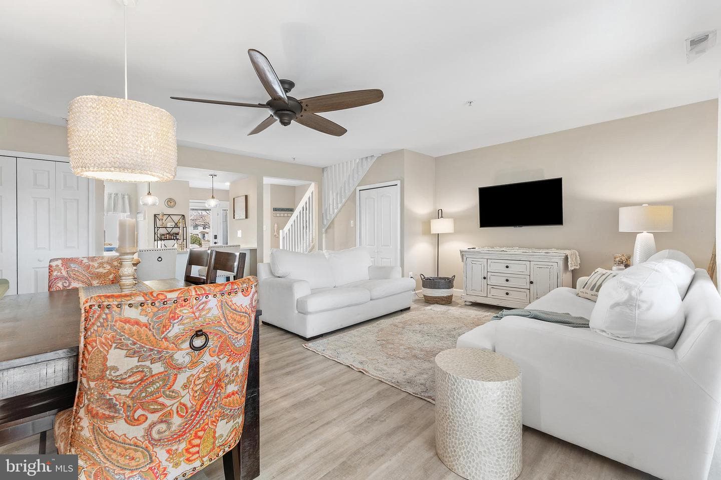 54 Queen Caroline Court photo 20