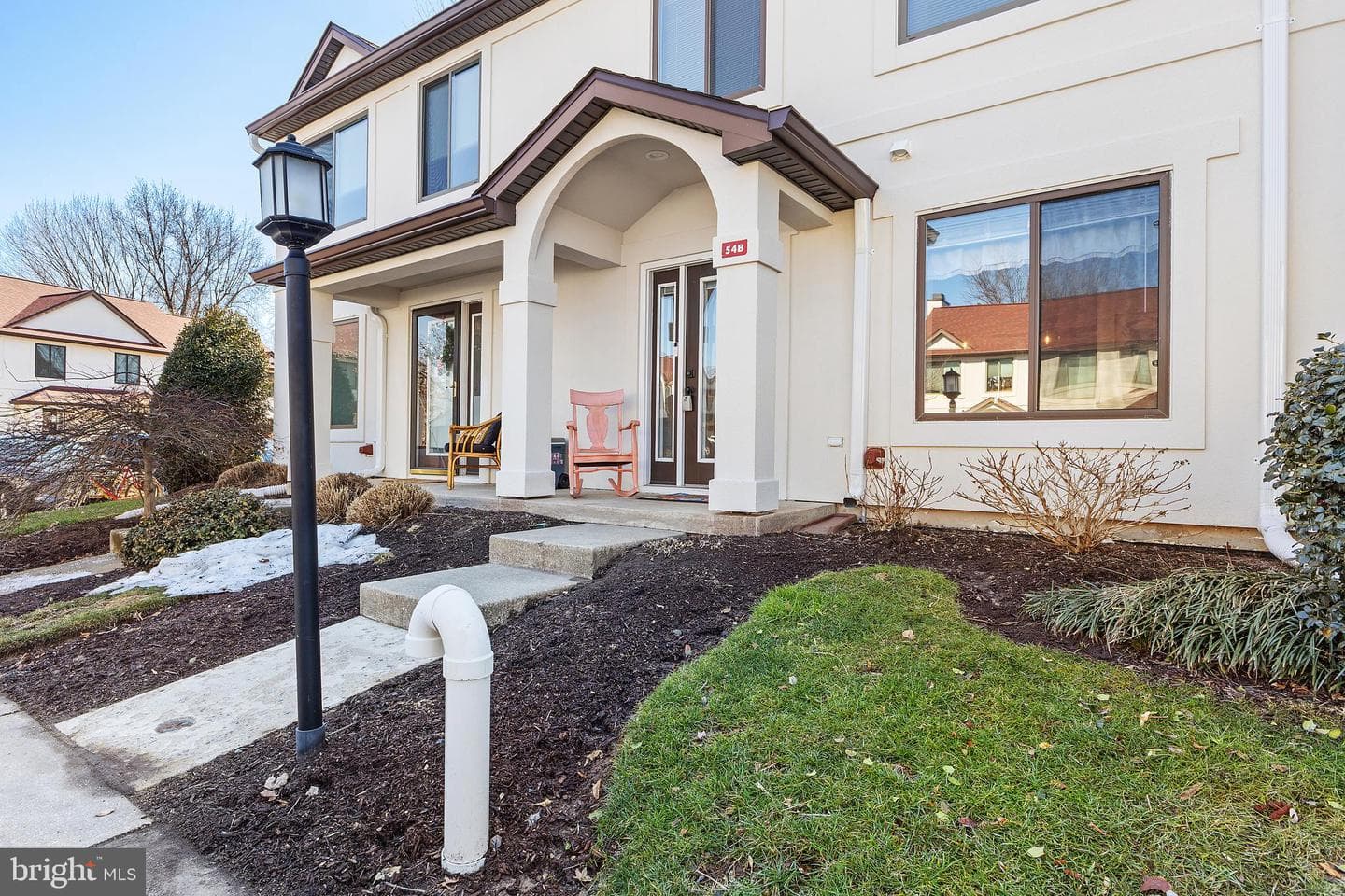 54 Queen Caroline Court photo 3