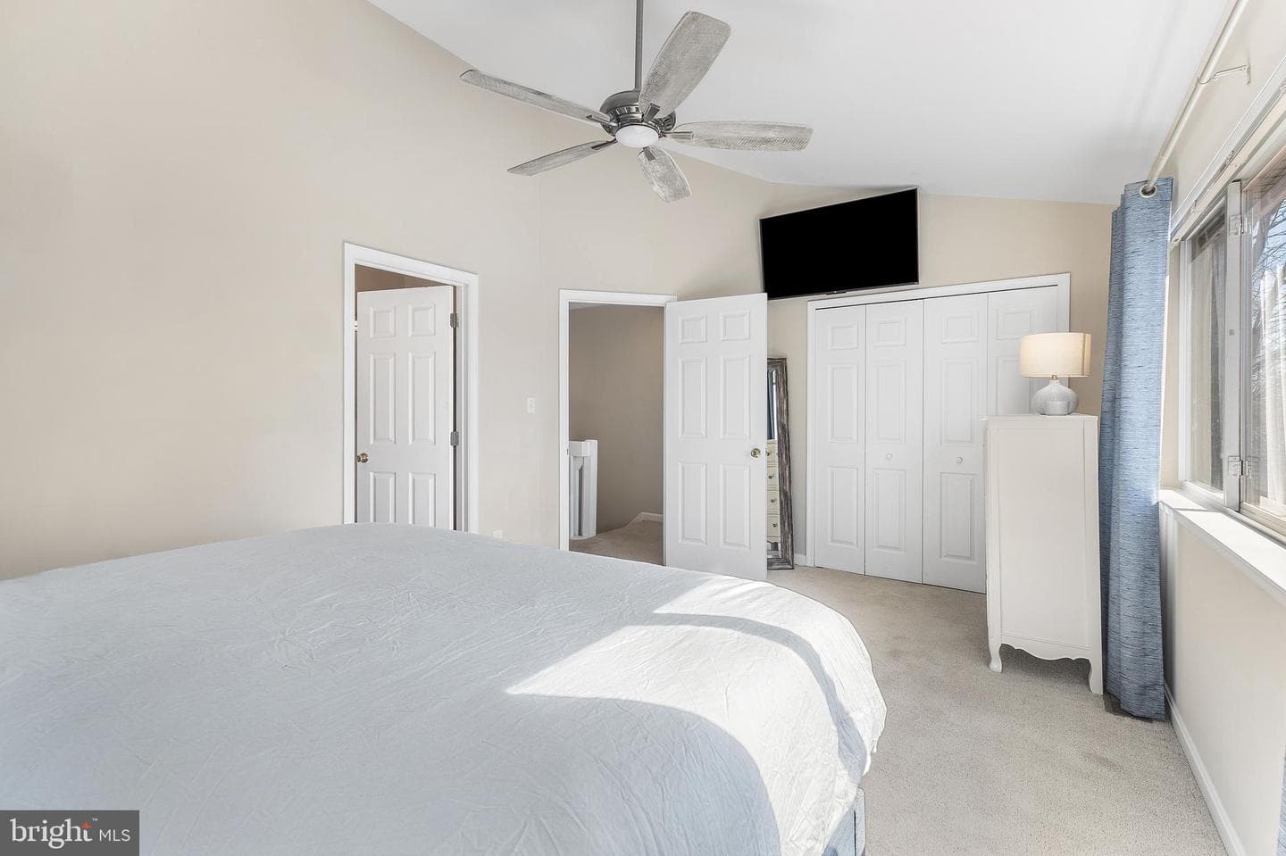 54 Queen Caroline Court photo 30