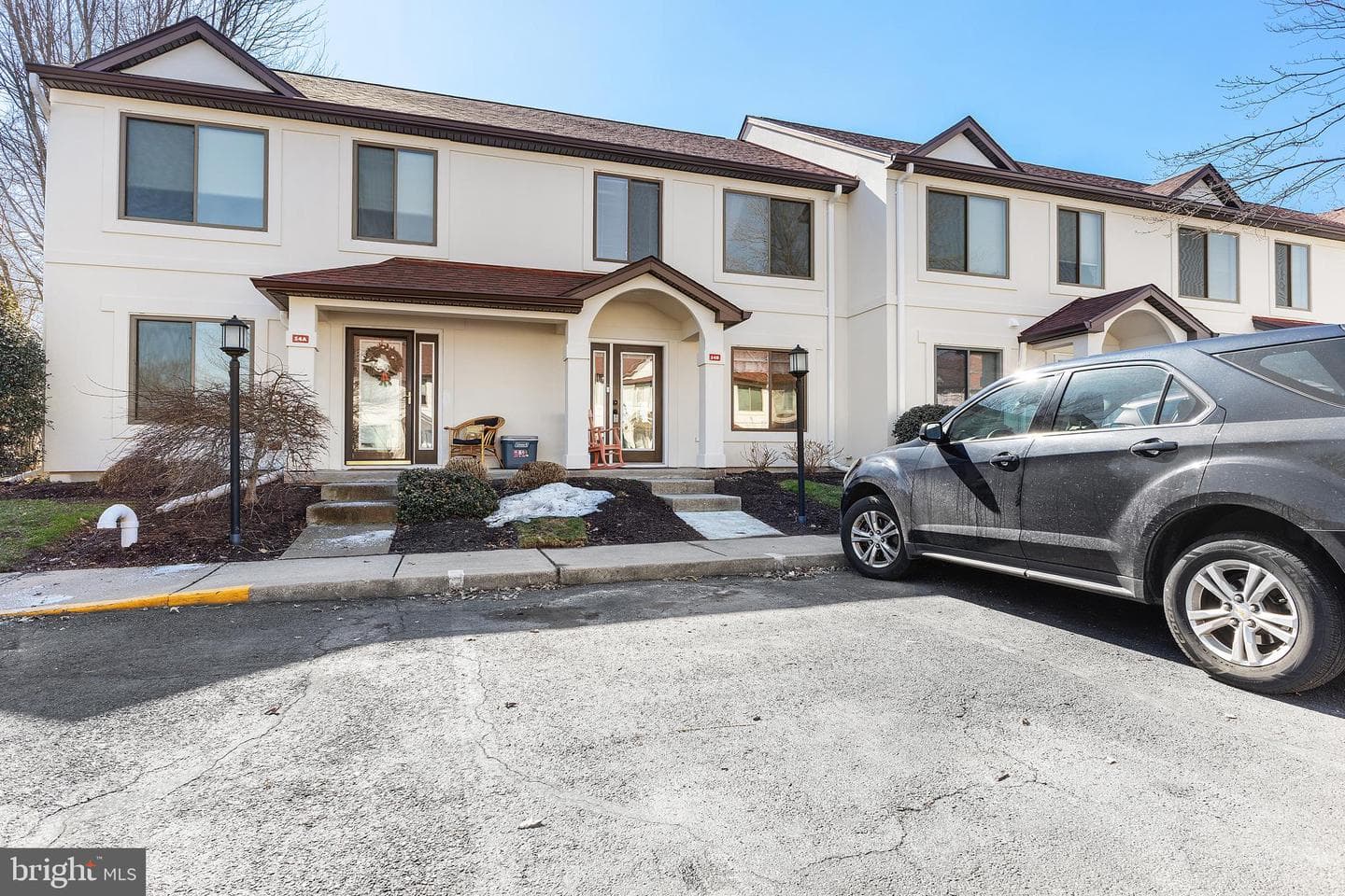 54 Queen Caroline Court photo 4