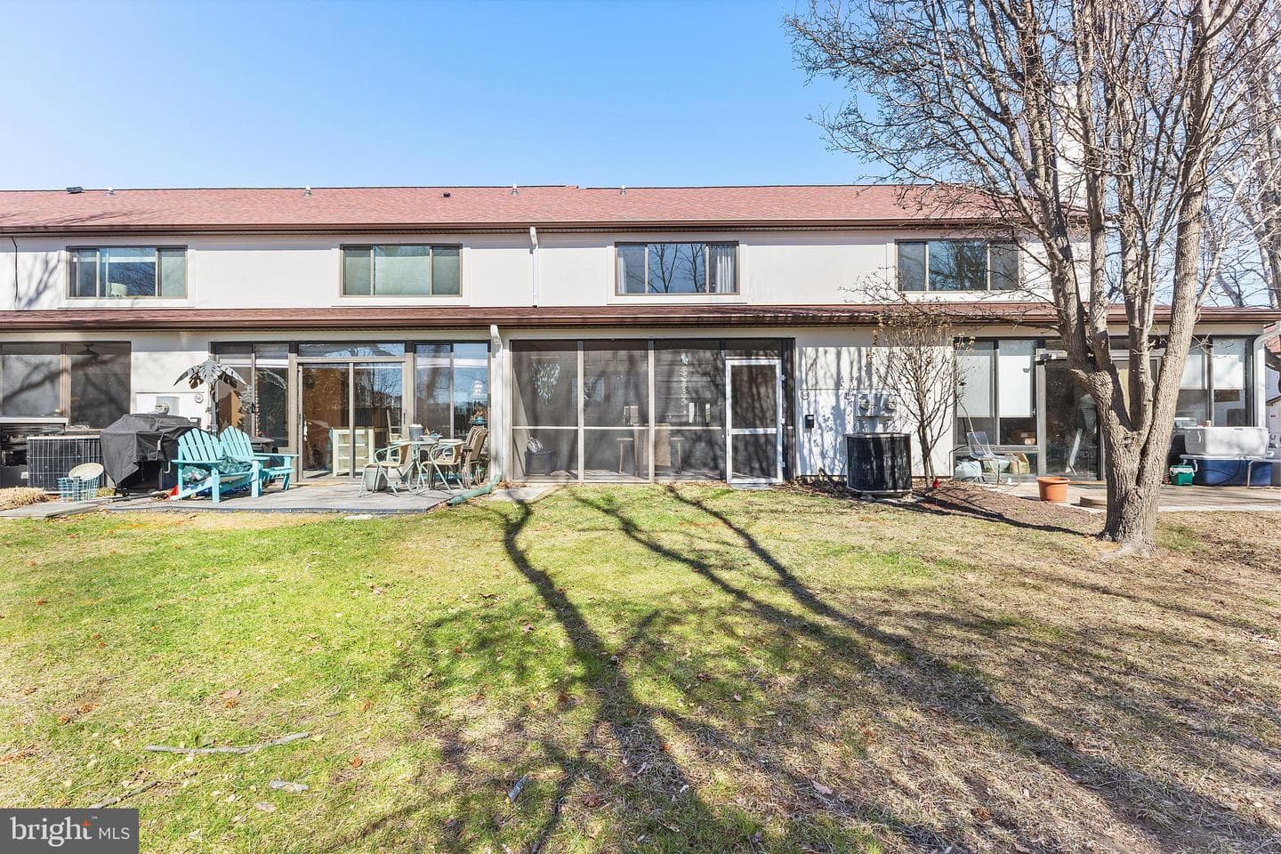 54 Queen Caroline Court photo 40