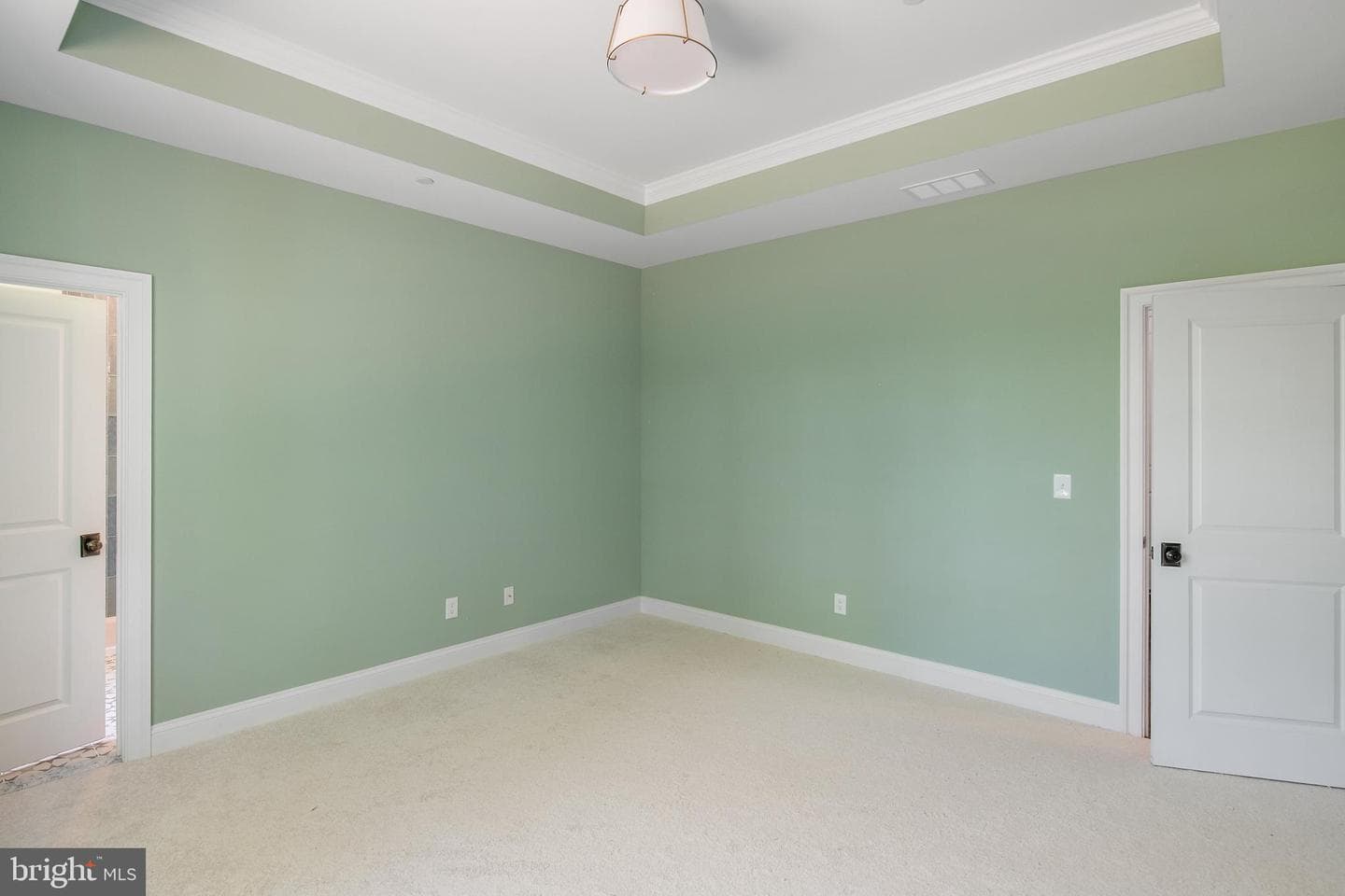 410 5 Farms Drive photo 40