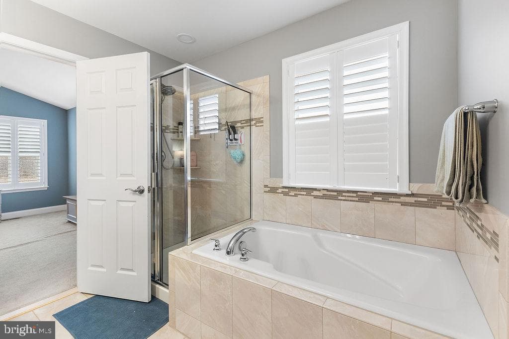 252 Mikes Way photo 34