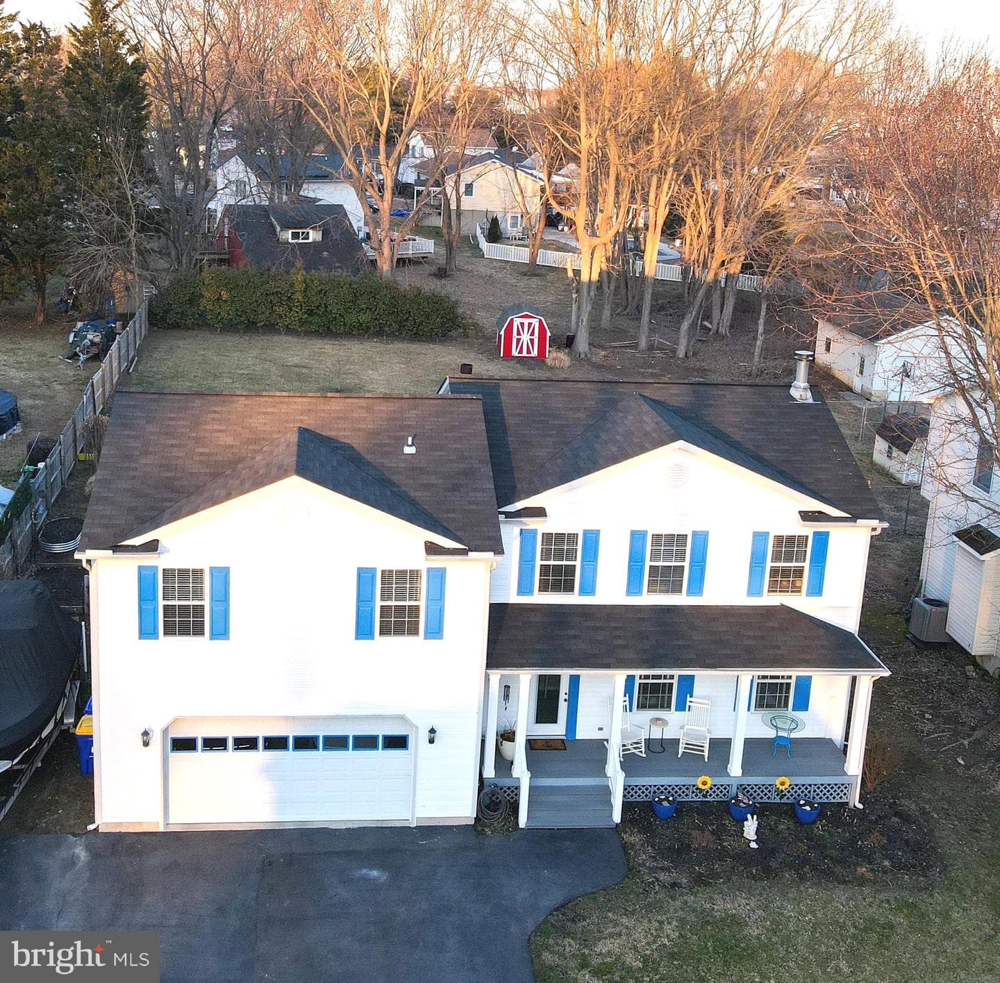 906 Petinot Place photo 38