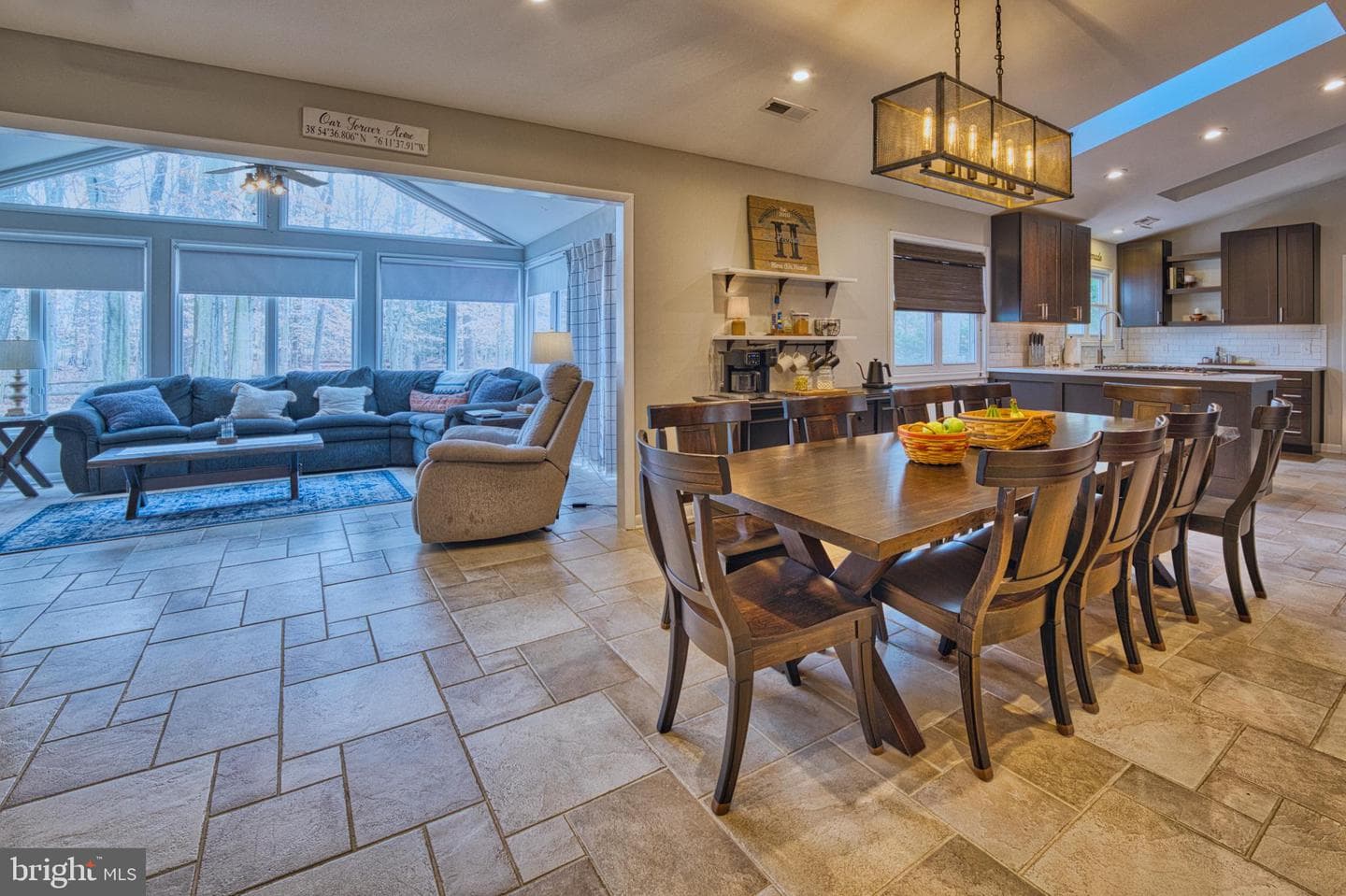 344 Prospect Bay Drive W photo 16