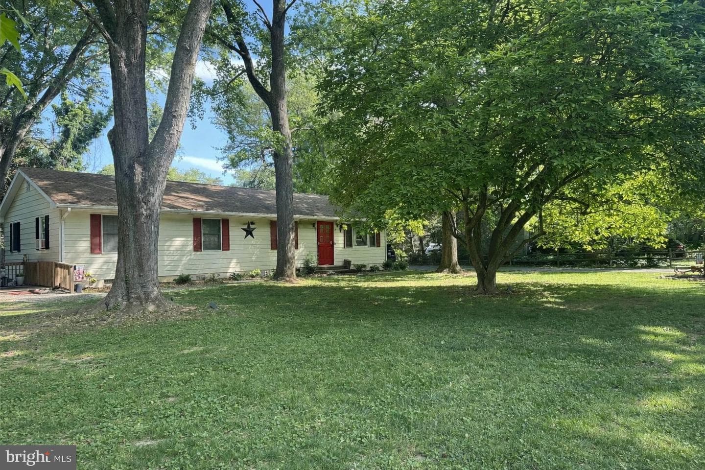 109 Wilton Road photo 30