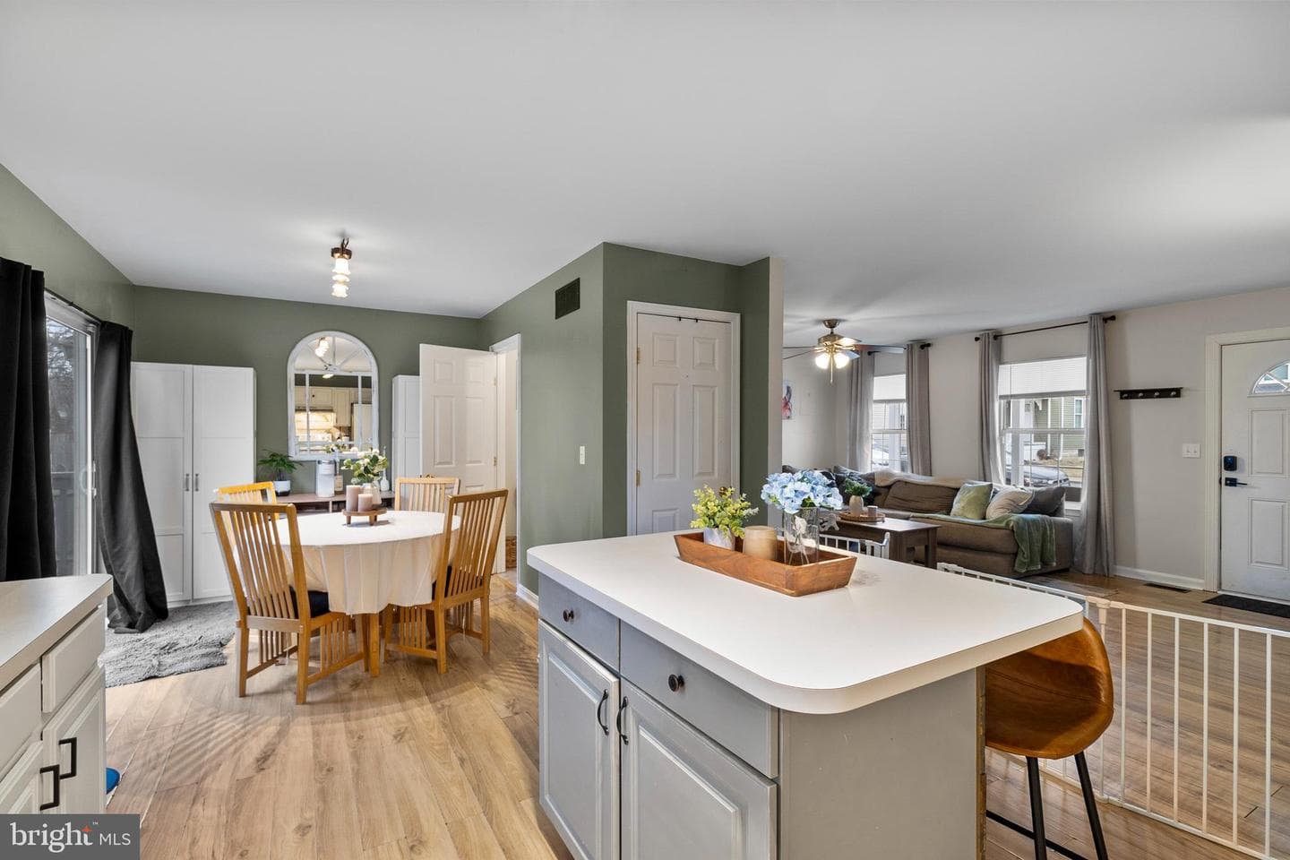 110 Holton Street photo 11