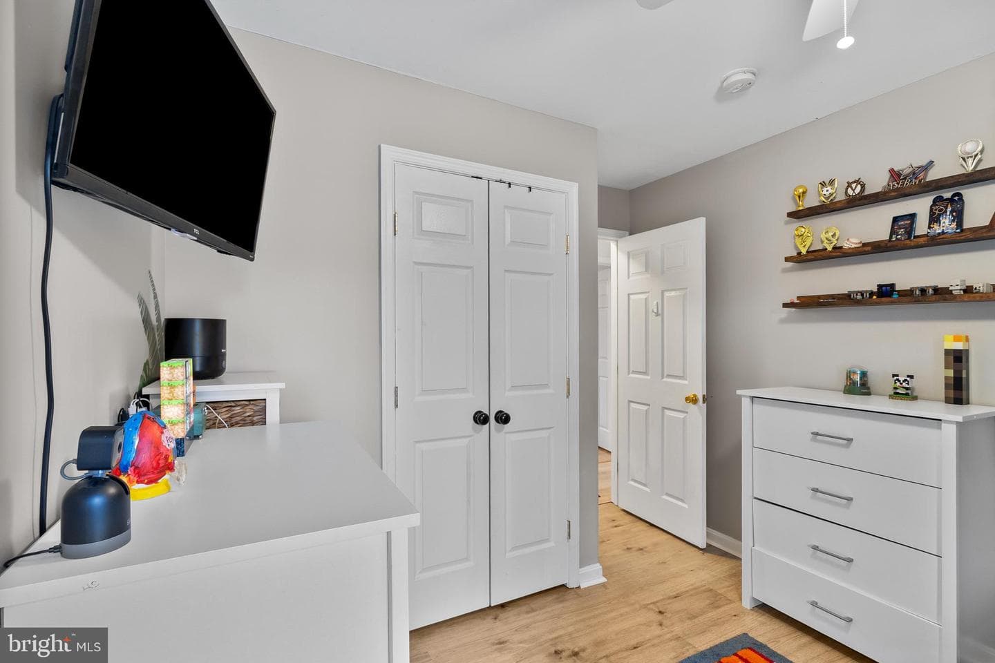 110 Holton Street photo 18