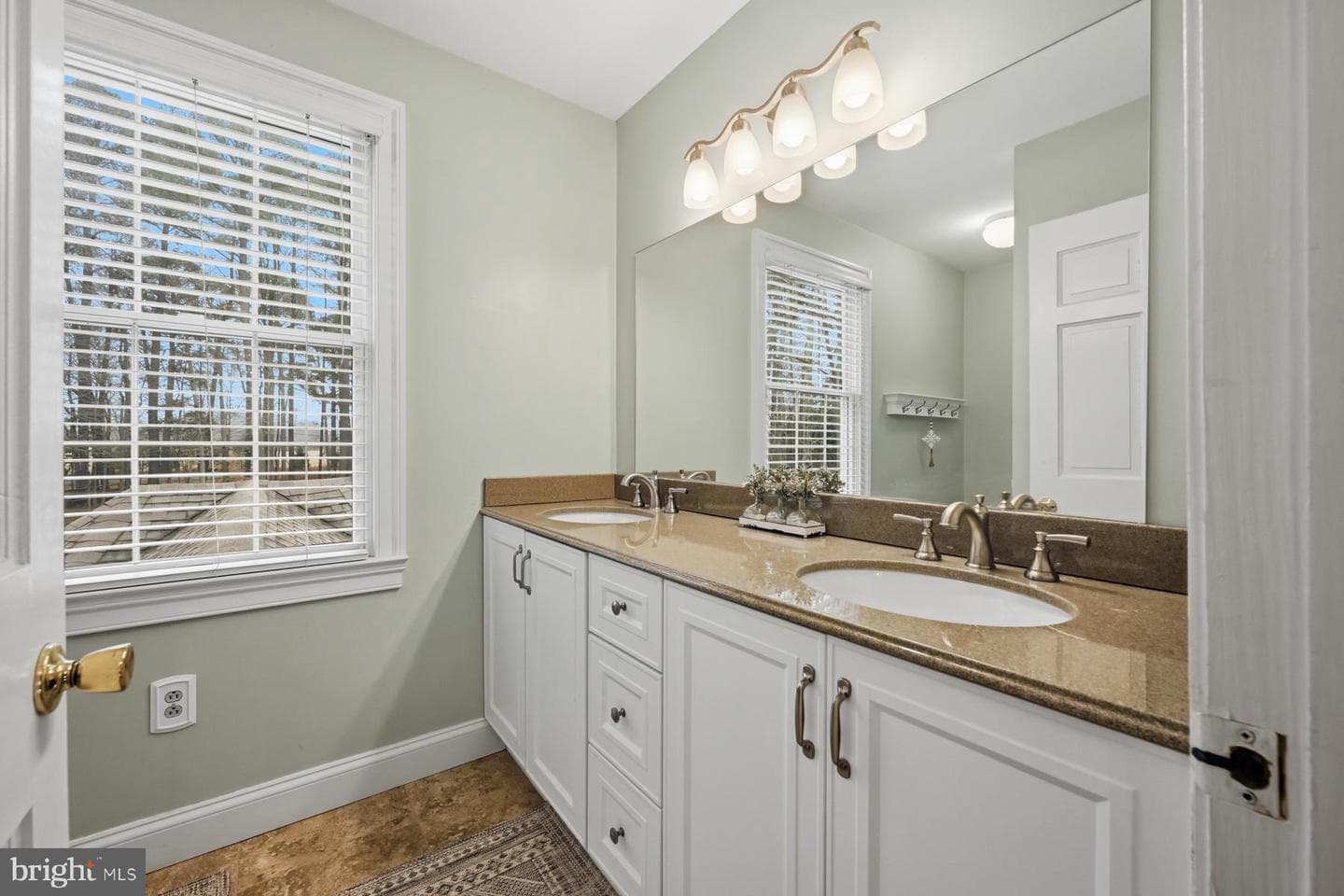 322 Prospect Bay Drive W photo 50