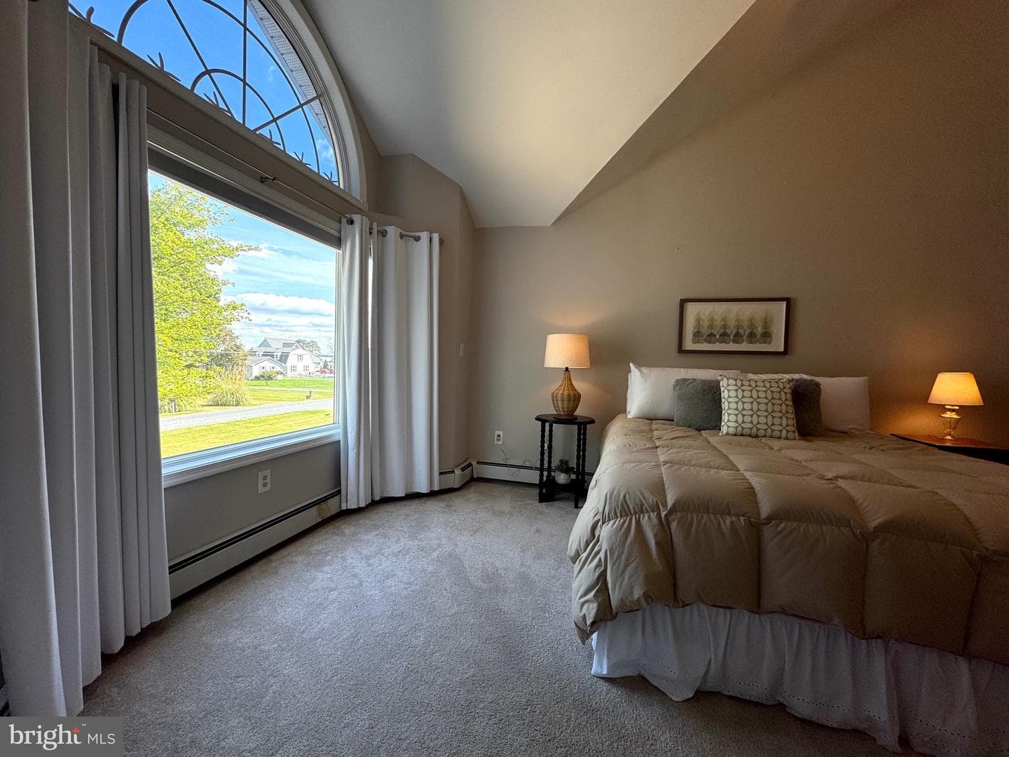 211 Queen Anne Road photo 36