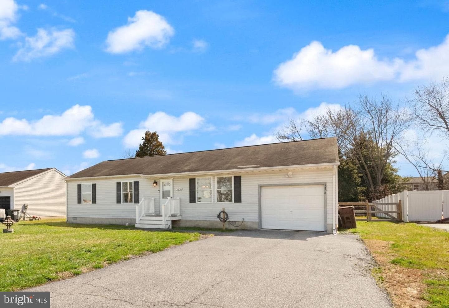 1838 Sherman Drive photo 2