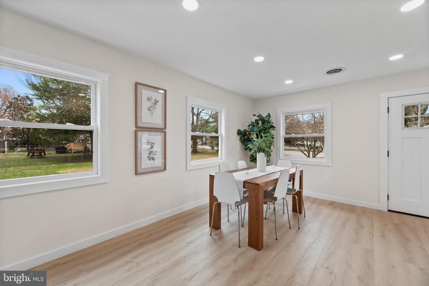 9401 Romancoke Road photo 17