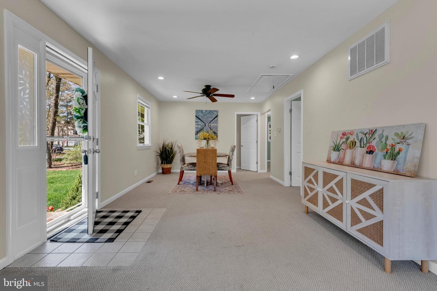 320 Mckay Road photo 12