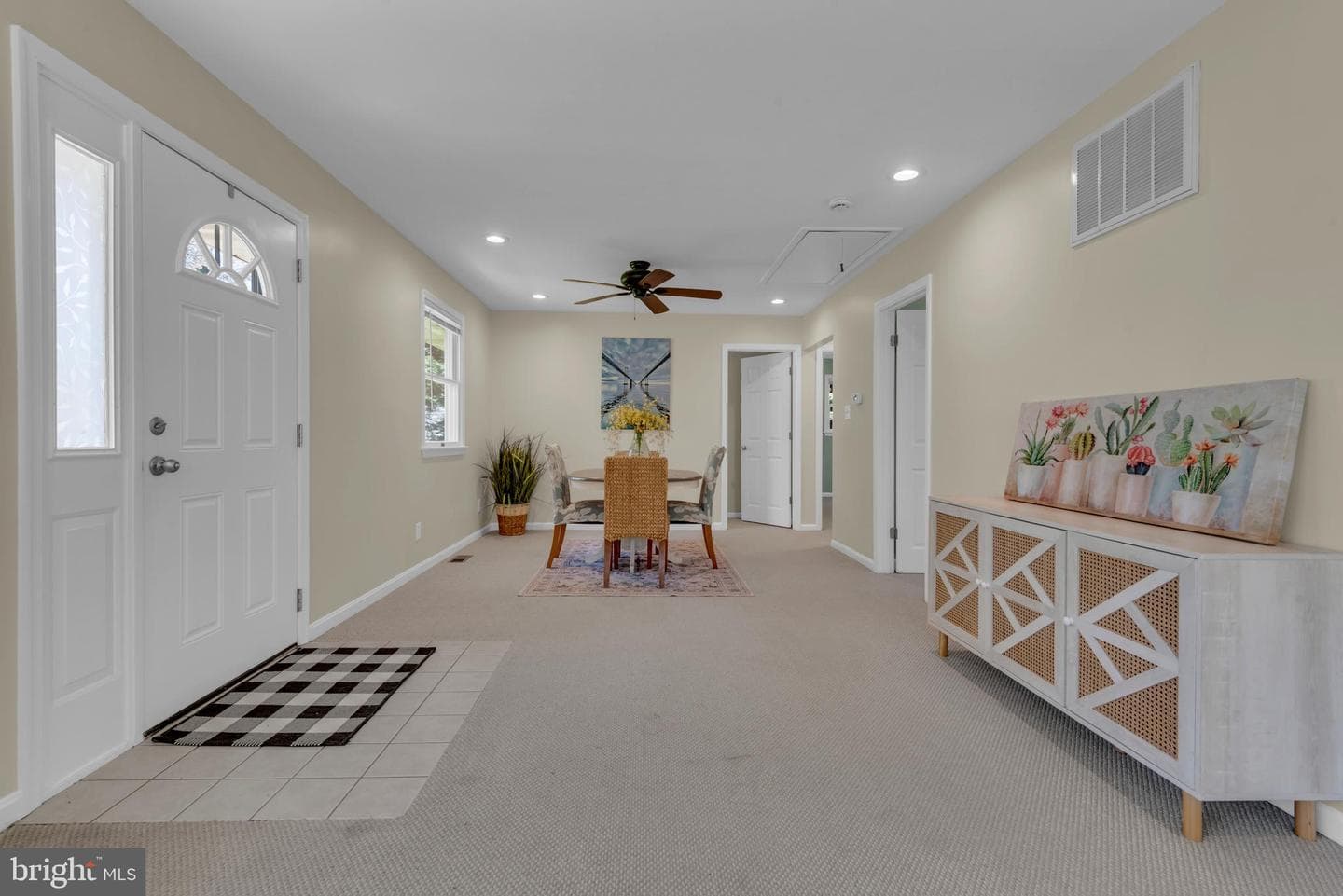 320 Mckay Road photo 13