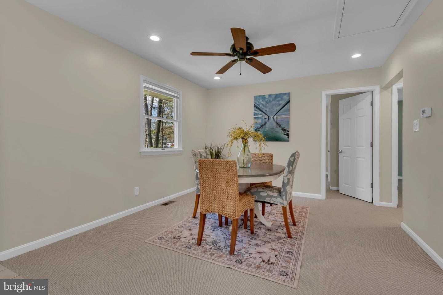 320 Mckay Road photo 14