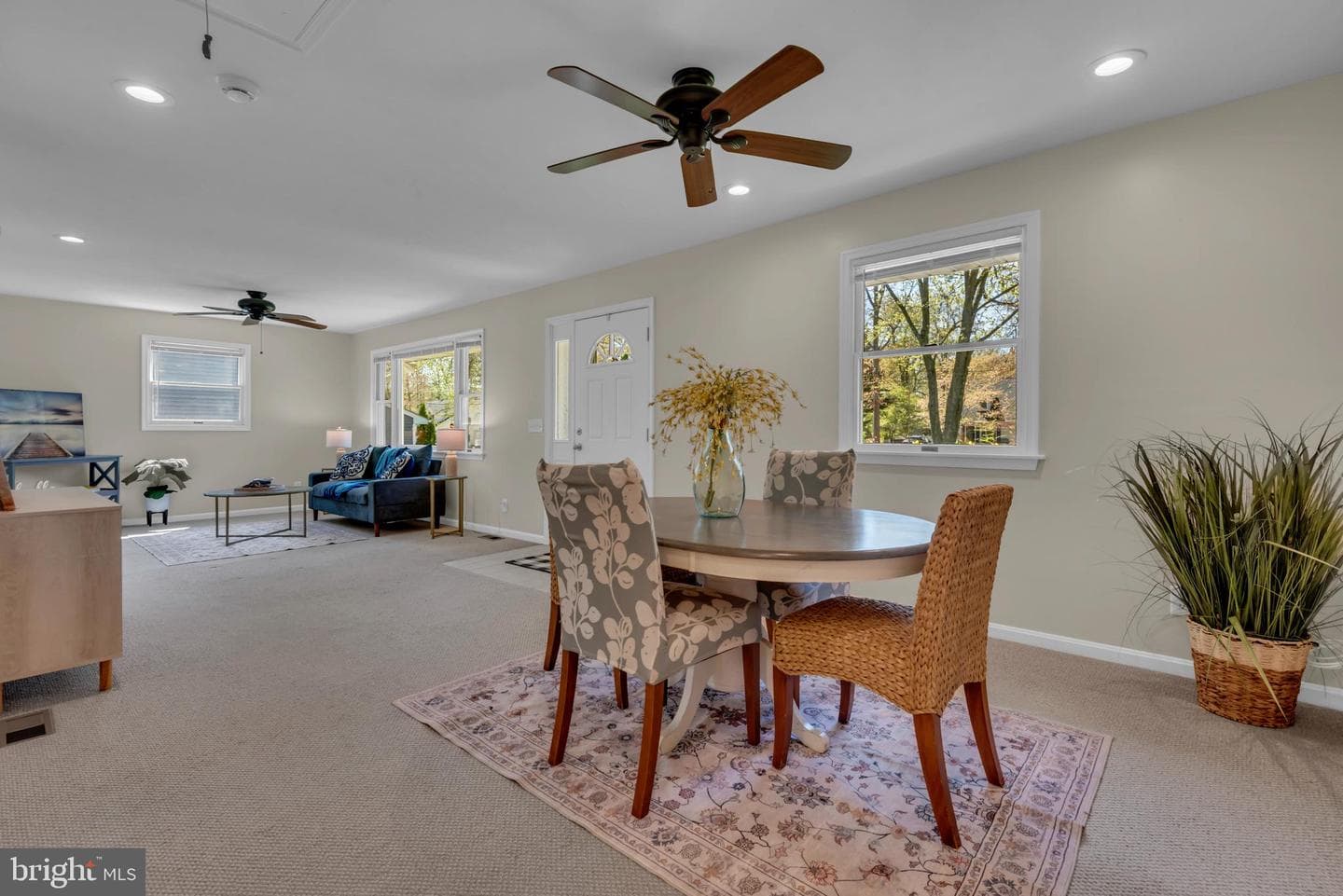 320 Mckay Road photo 15