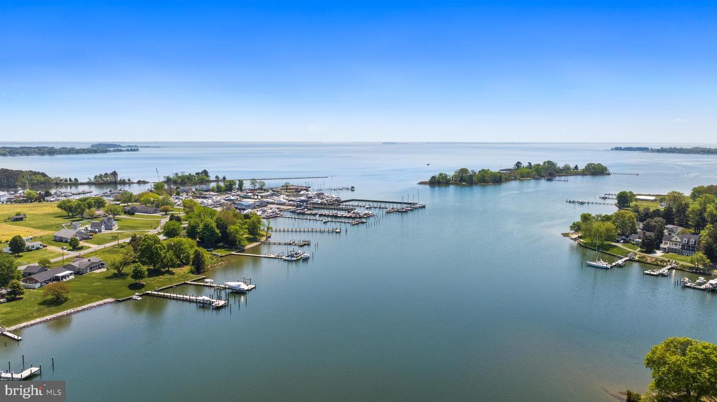 330 Serenity Lane photo 47