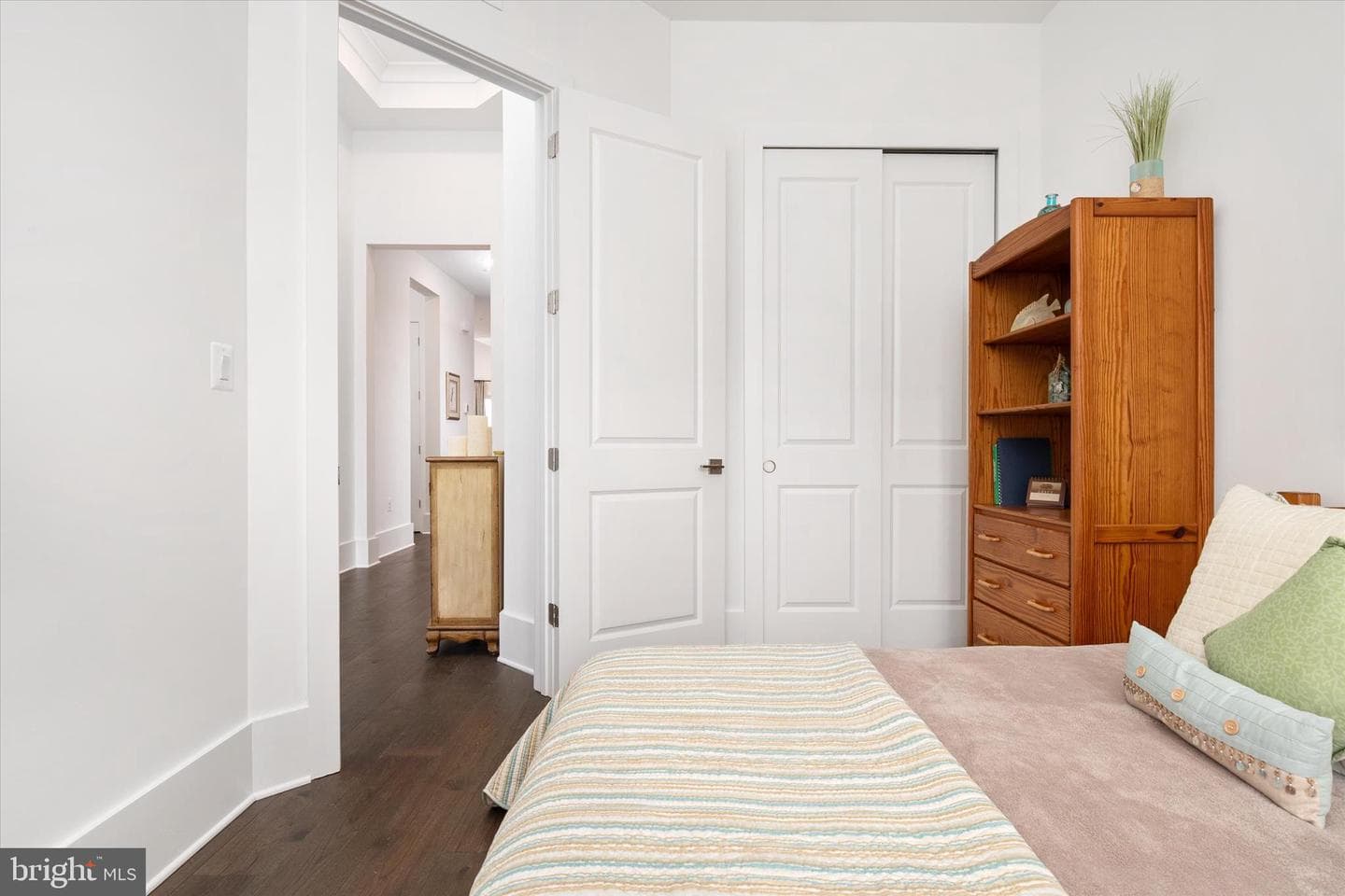 249 Warbler Way photo 8