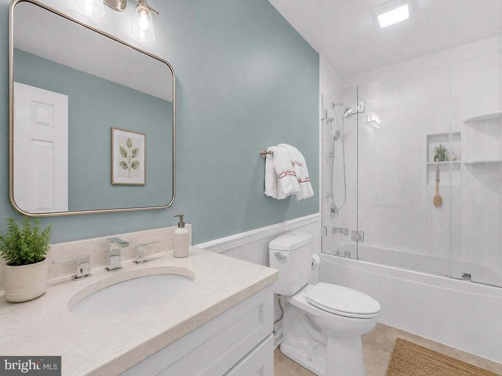 108 Gloucester Road photo 34