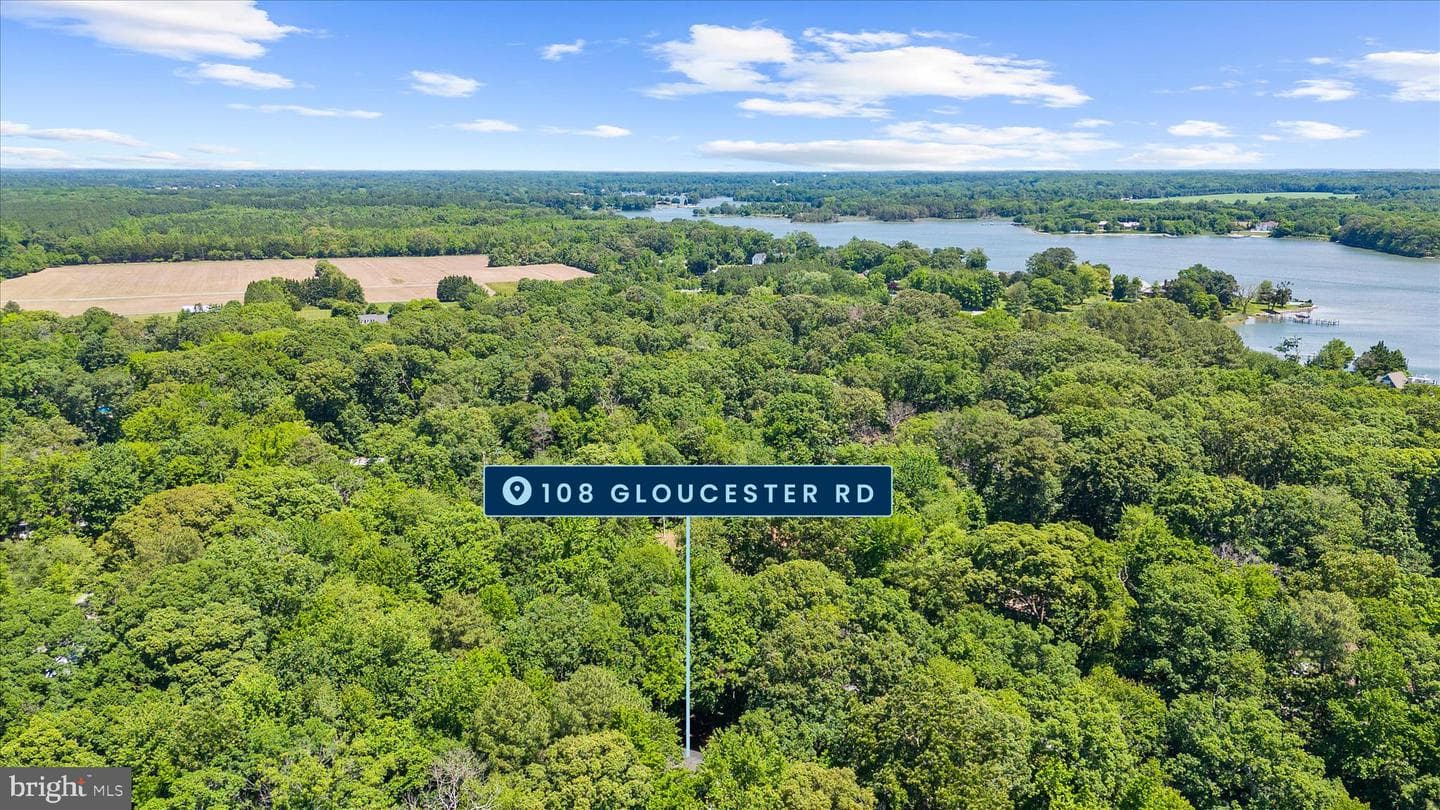 108 Gloucester Road photo 52