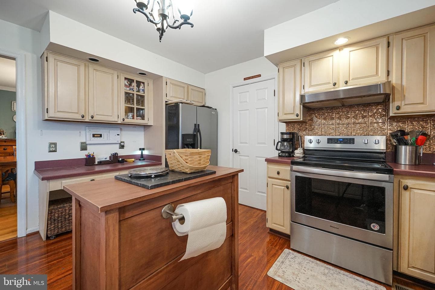 107 Chestnut Lane photo 35