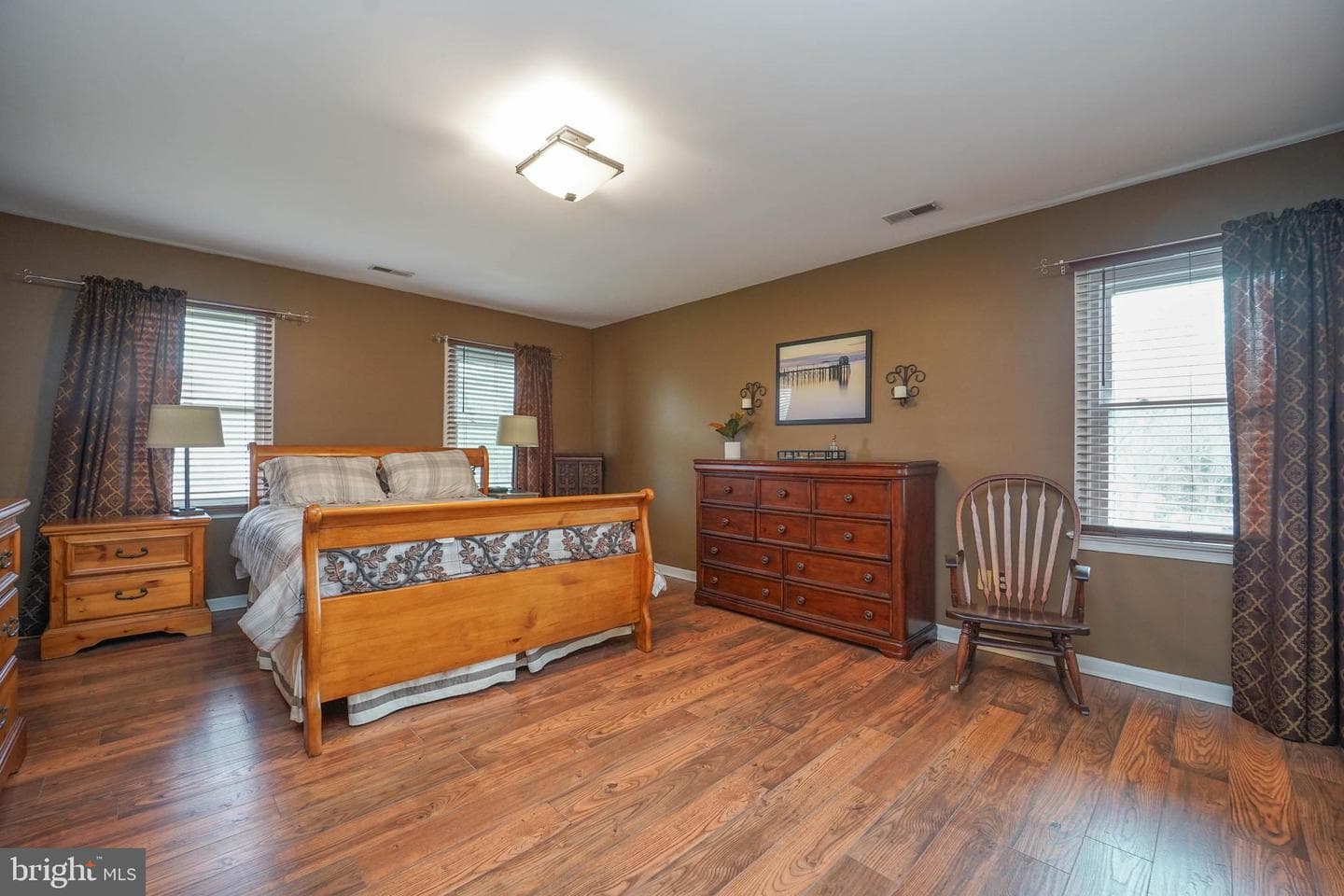 107 Chestnut Lane photo 46