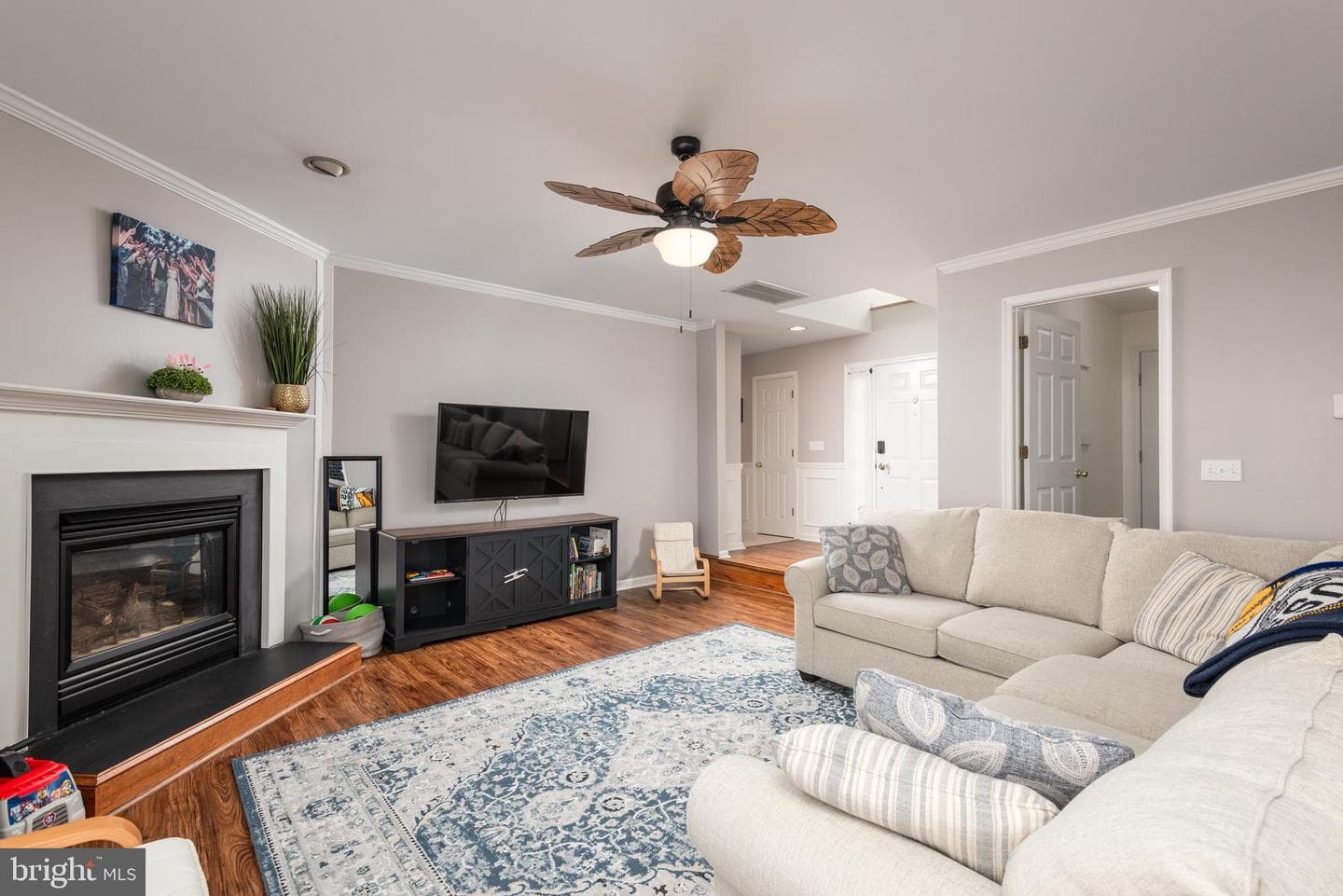 716 Cloverfields Drive photo 6