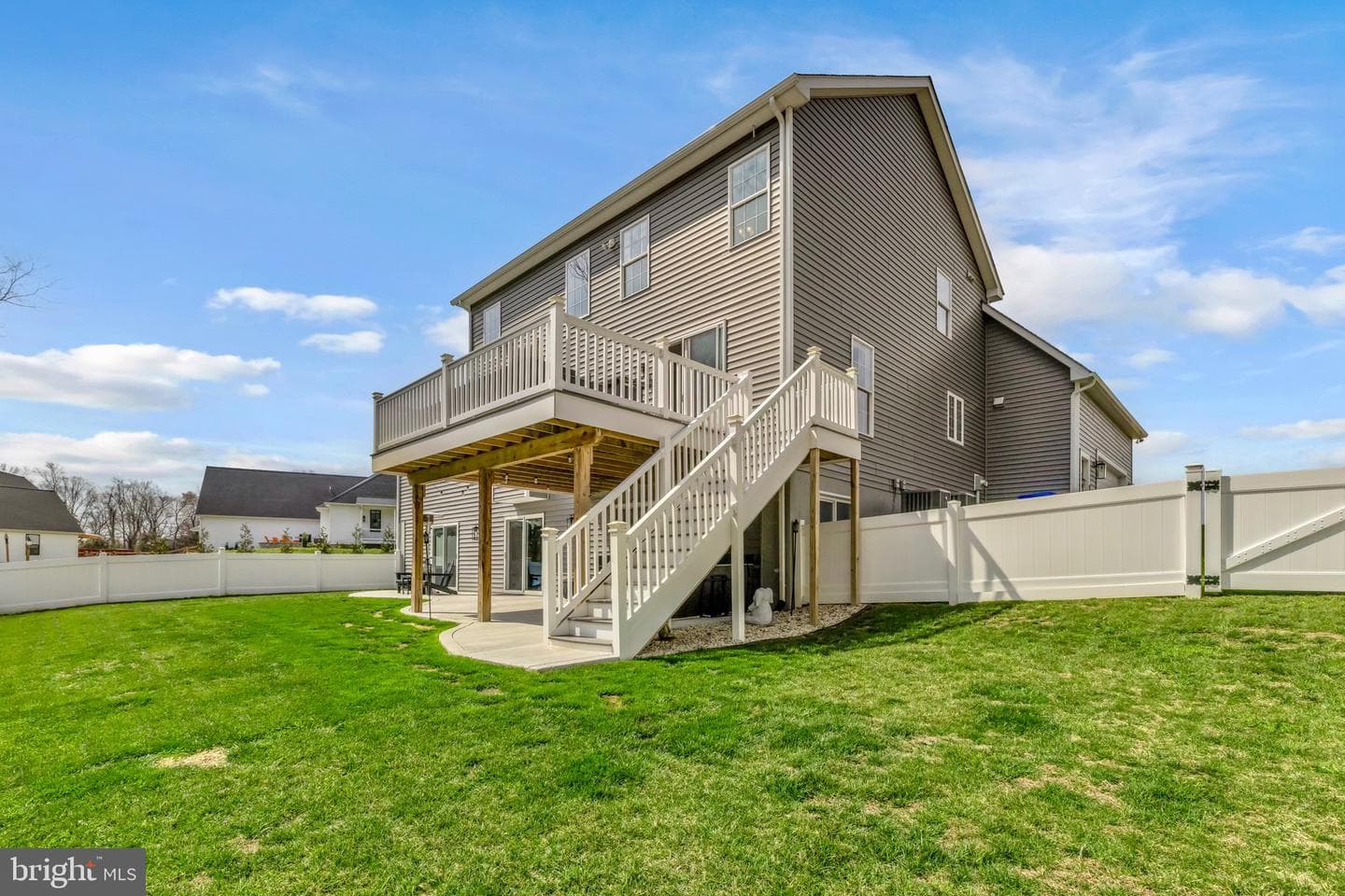 115 Thicket Court photo 16