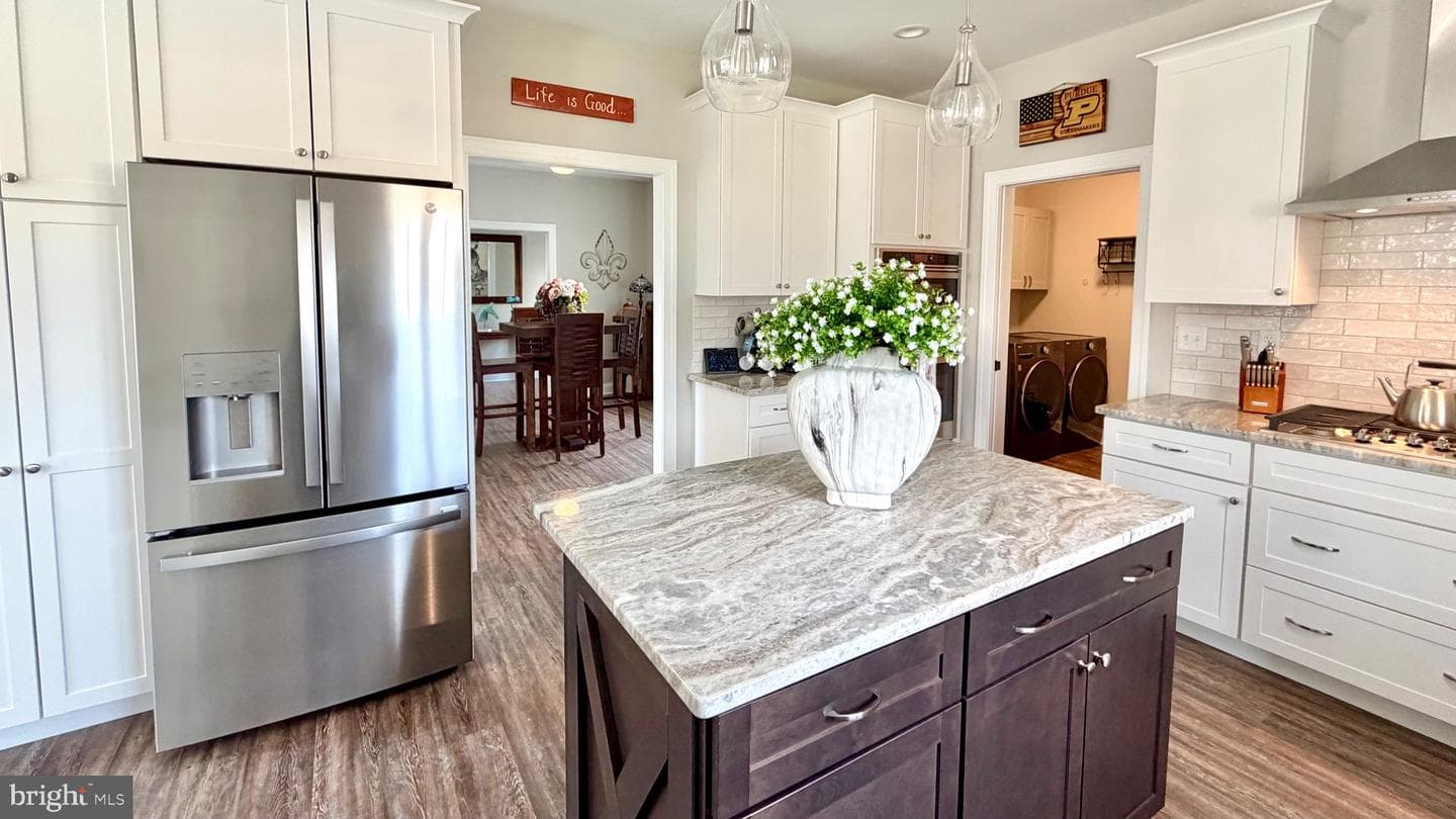 115 Thicket Court photo 31