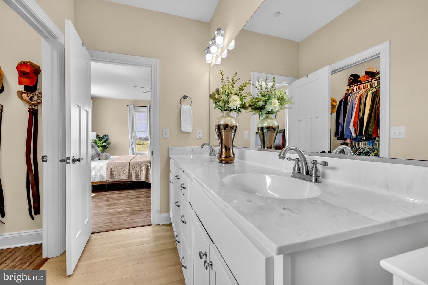 115 Thicket Court photo 39