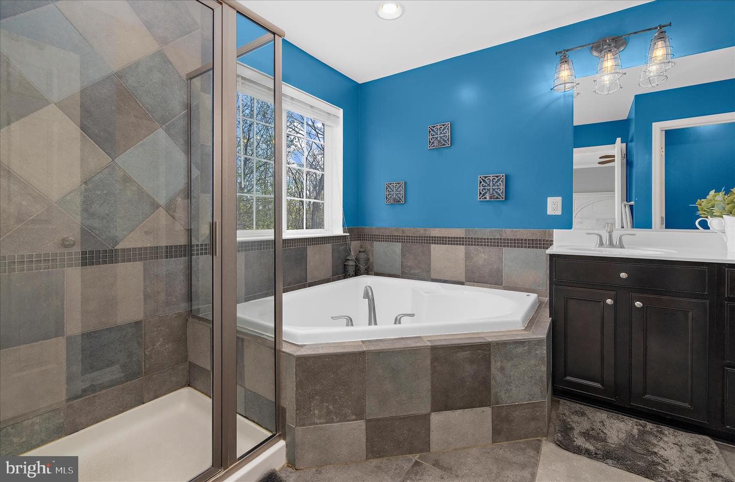 427 Brookfield Drive photo 32