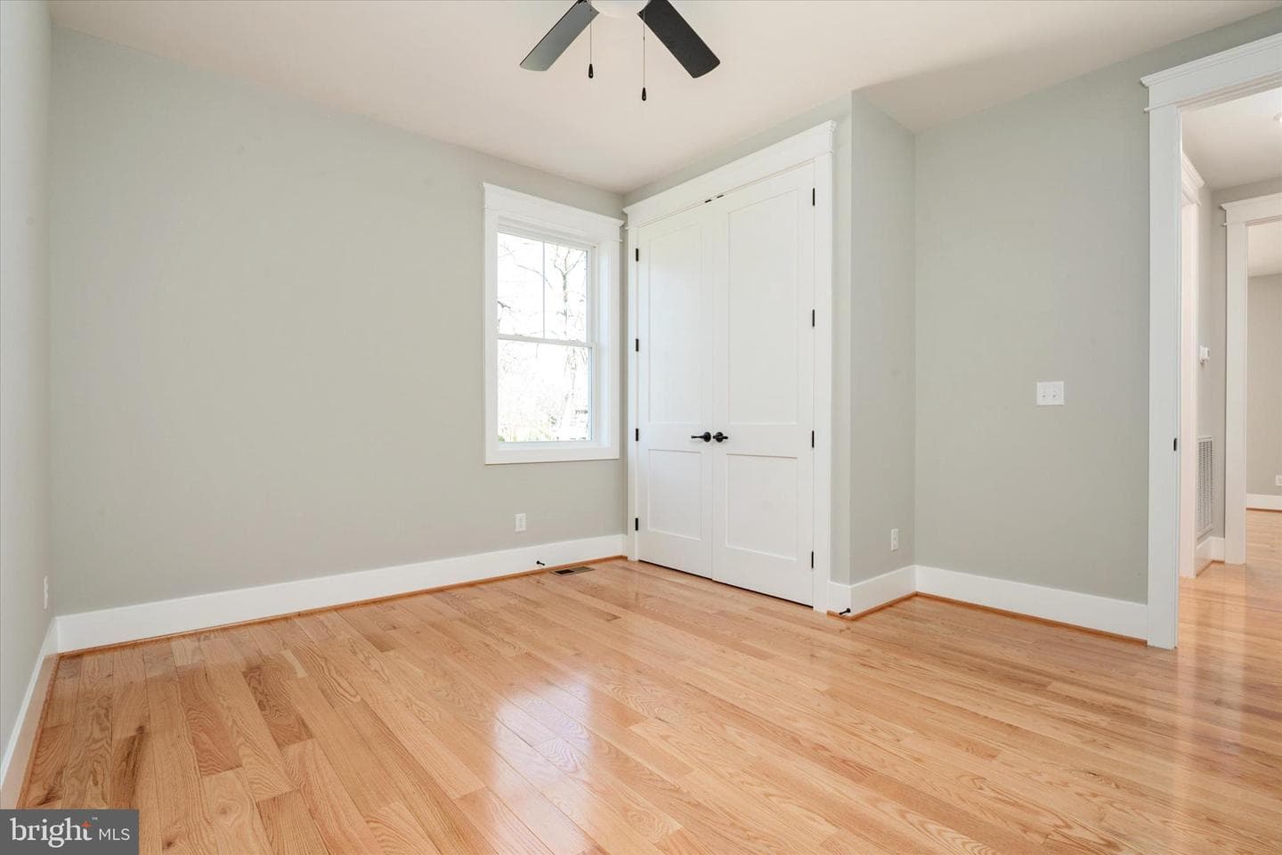 307 Columbia Lane photo 32
