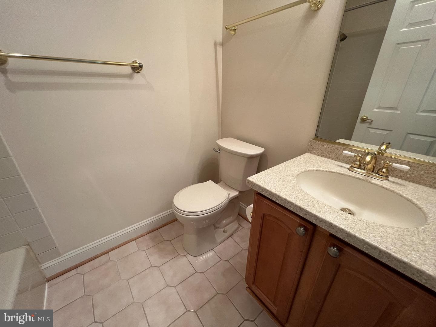 214 Oyster Cove Dr photo 16