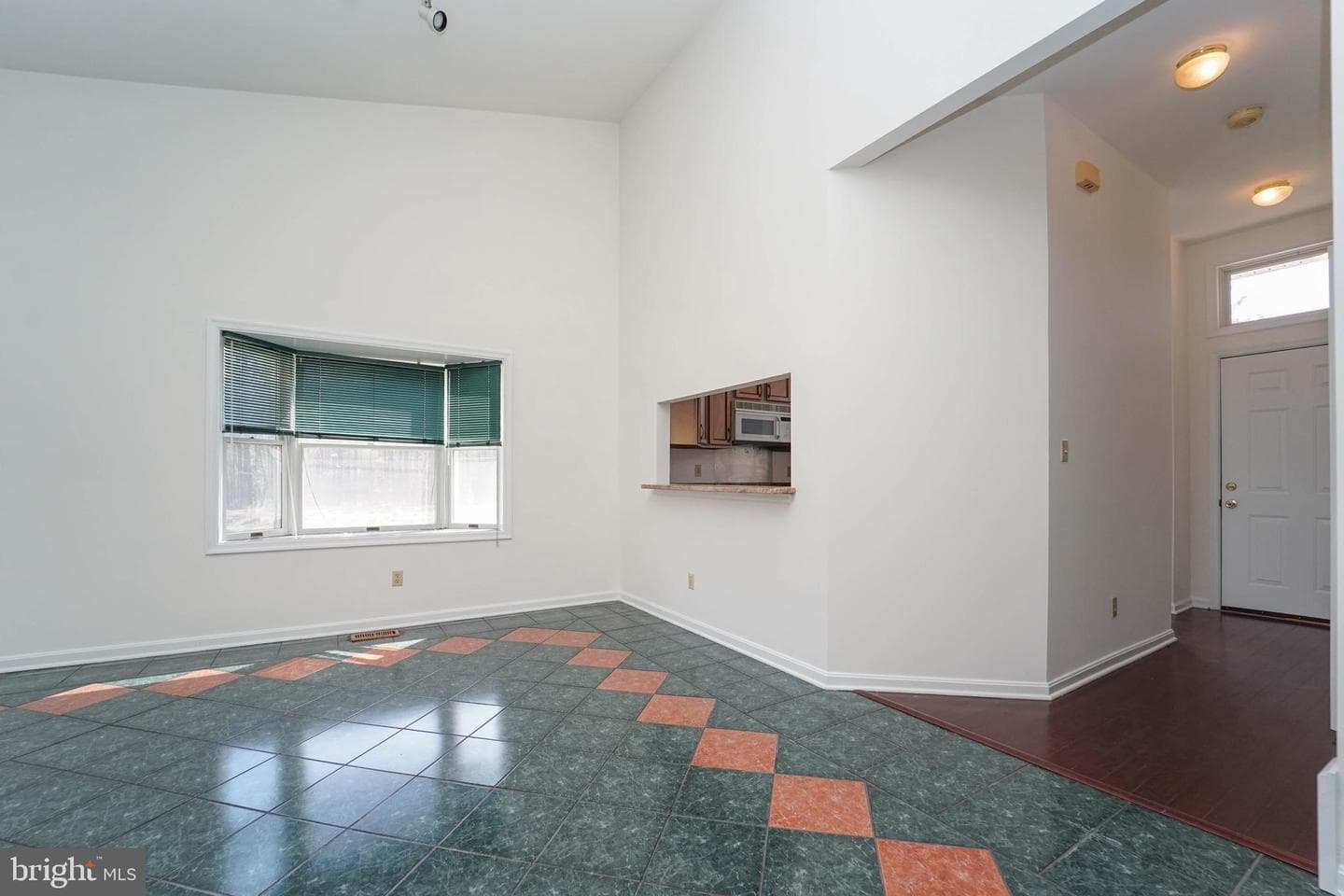 7009 Bridgepointe Drive photo 35