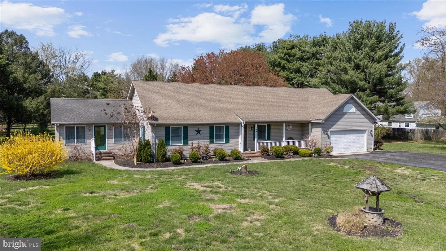 704 Truslow Road photo 43