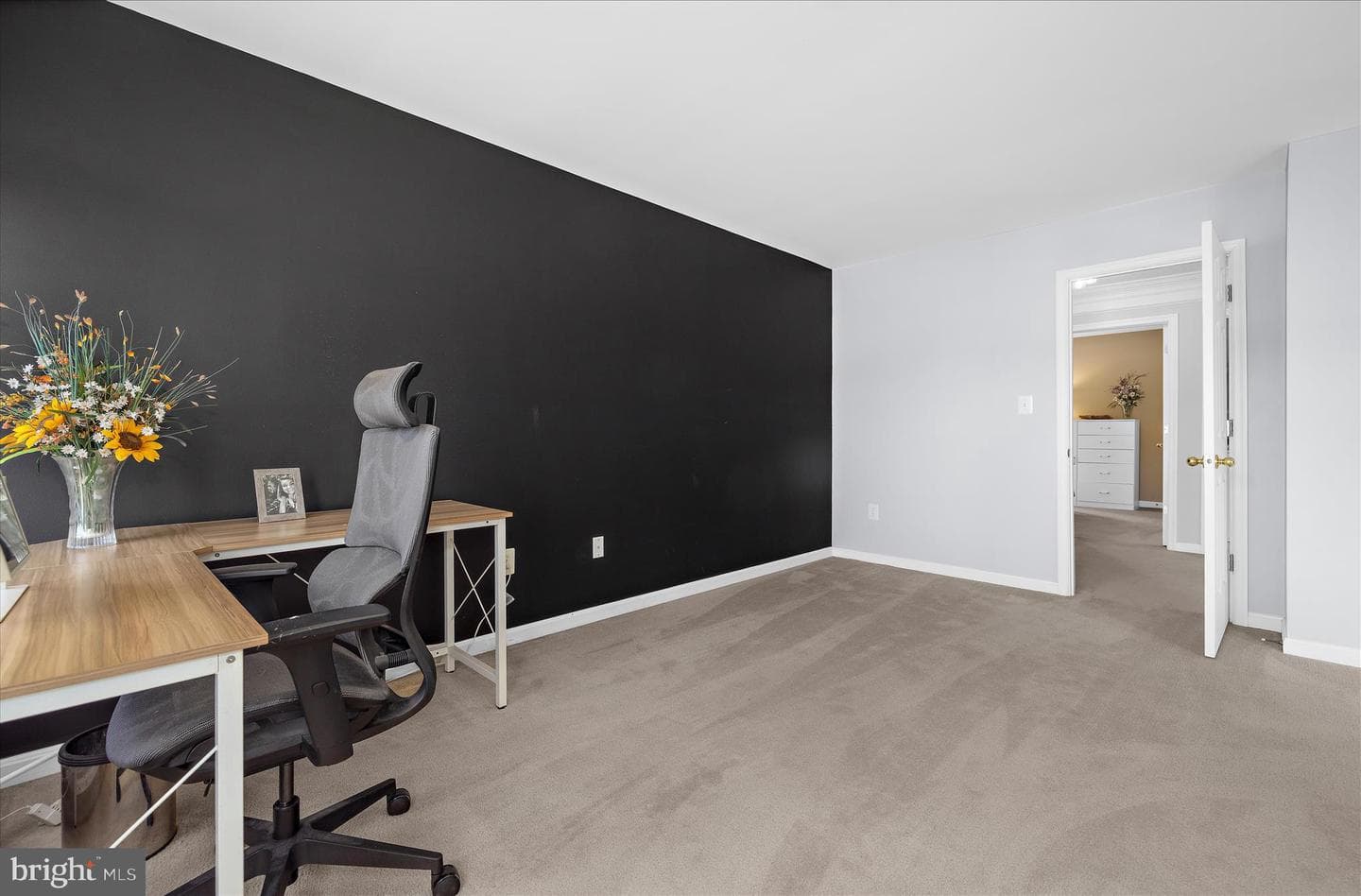 108 Meadowcroft Drive photo 42