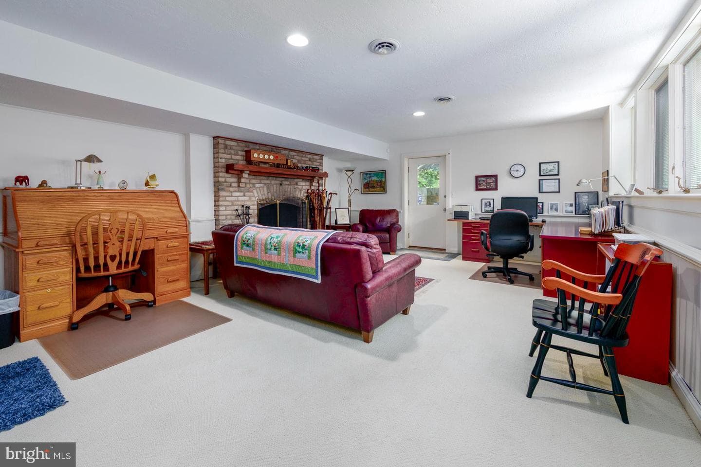 377 Hemsley Drive photo 16