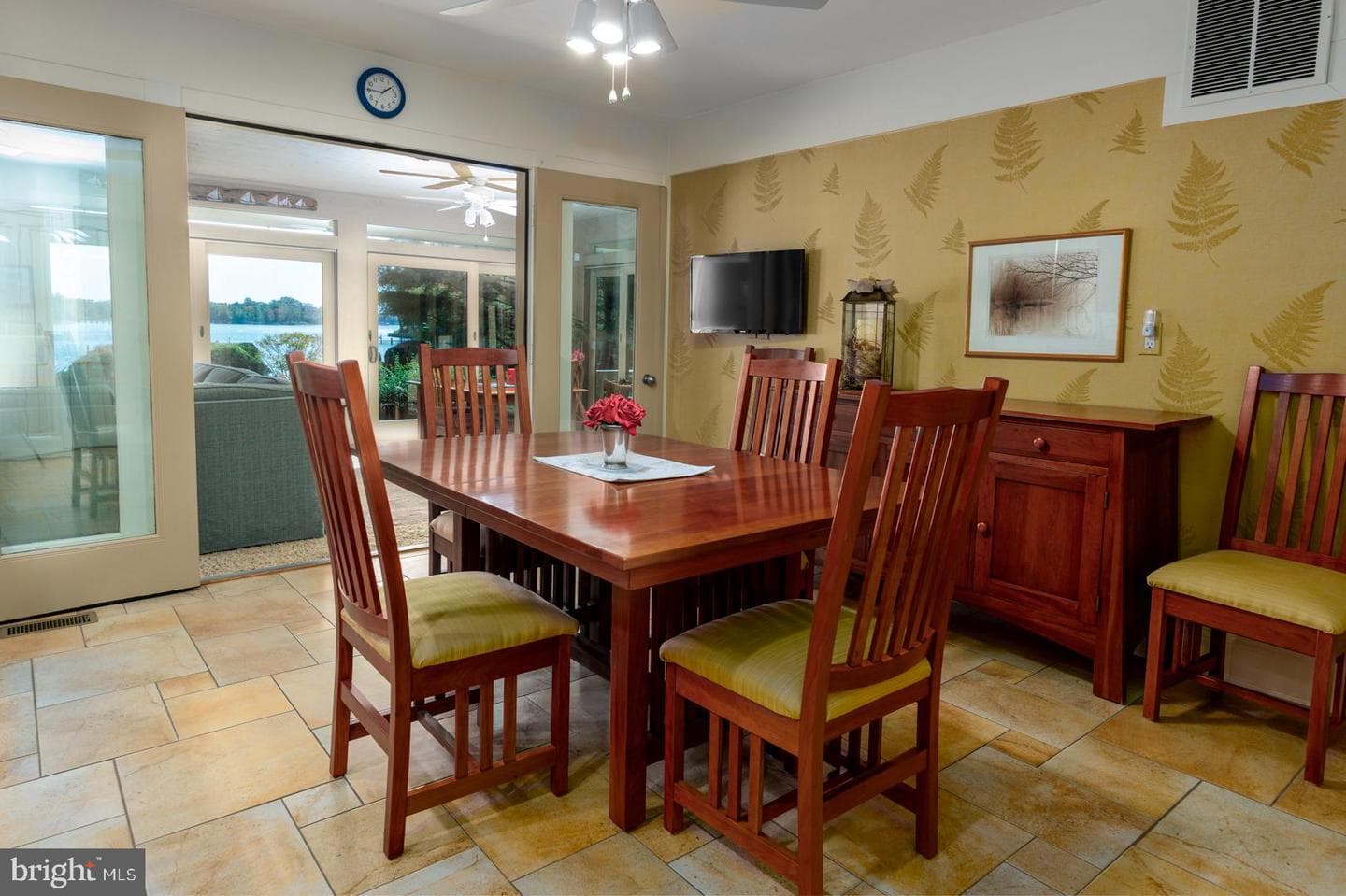 377 Hemsley Drive photo 38