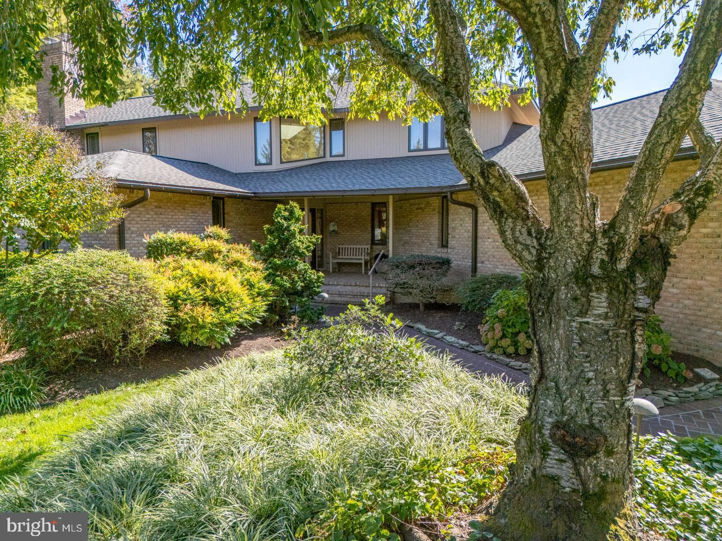 377 Hemsley Drive photo 60