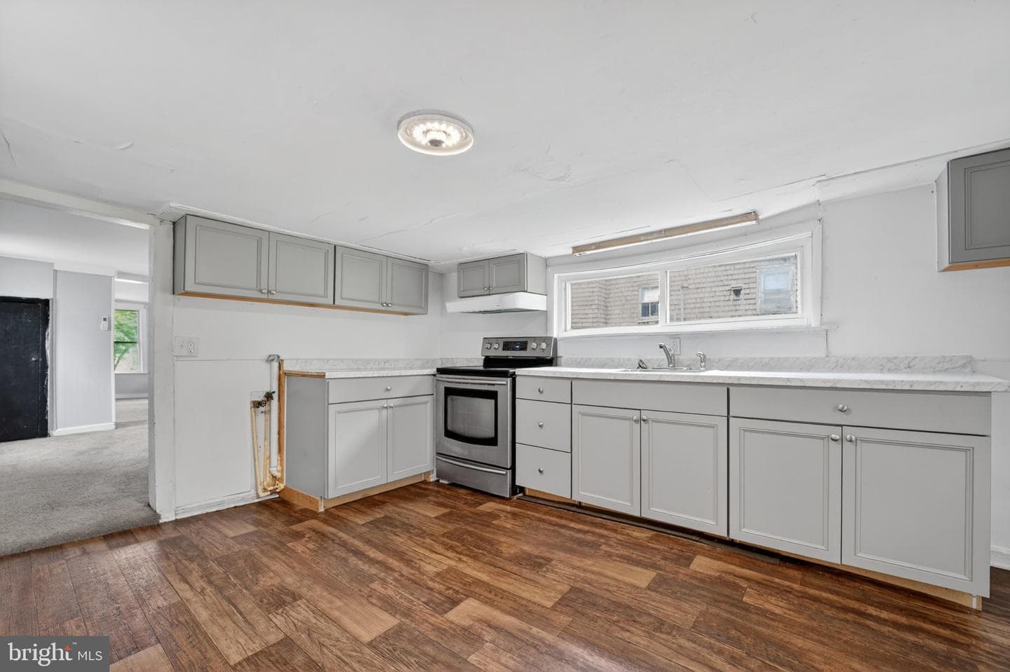319 N Liberty Street photo 15