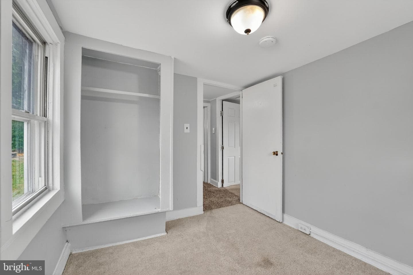 319 N Liberty Street photo 22