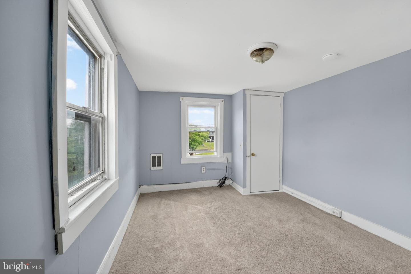 319 N Liberty Street photo 26