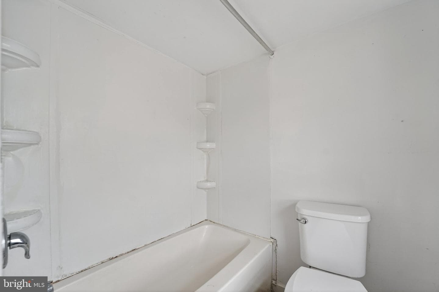 319 N Liberty Street photo 33